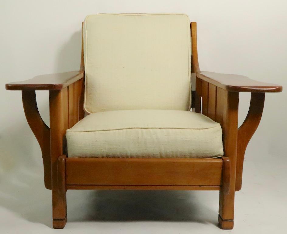 Rustic Paddle Arm Lounge Chair attributed to Cushman In Good Condition In New York, NY