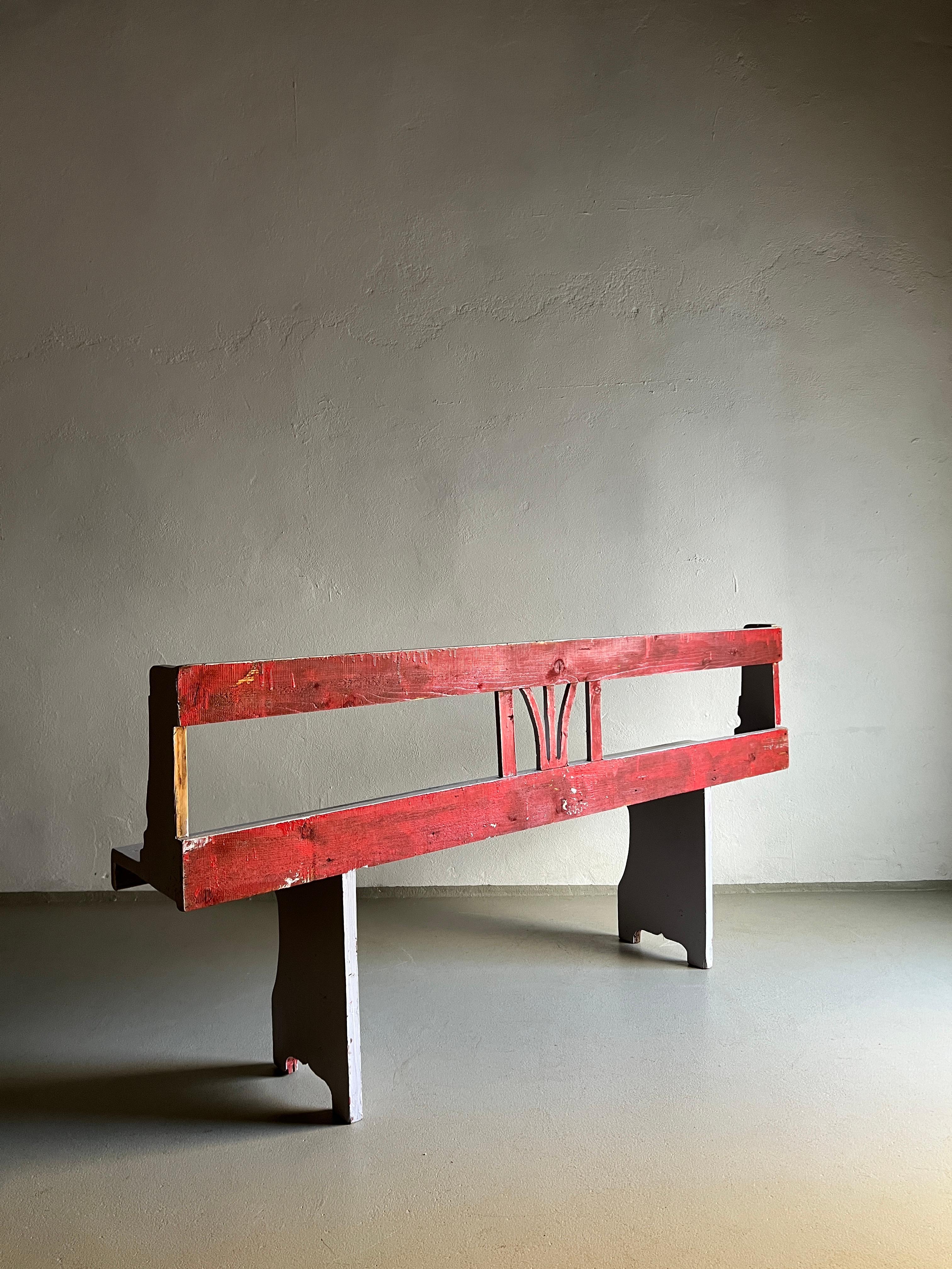 Rustic Painted Bench, France 1920s For Sale 2