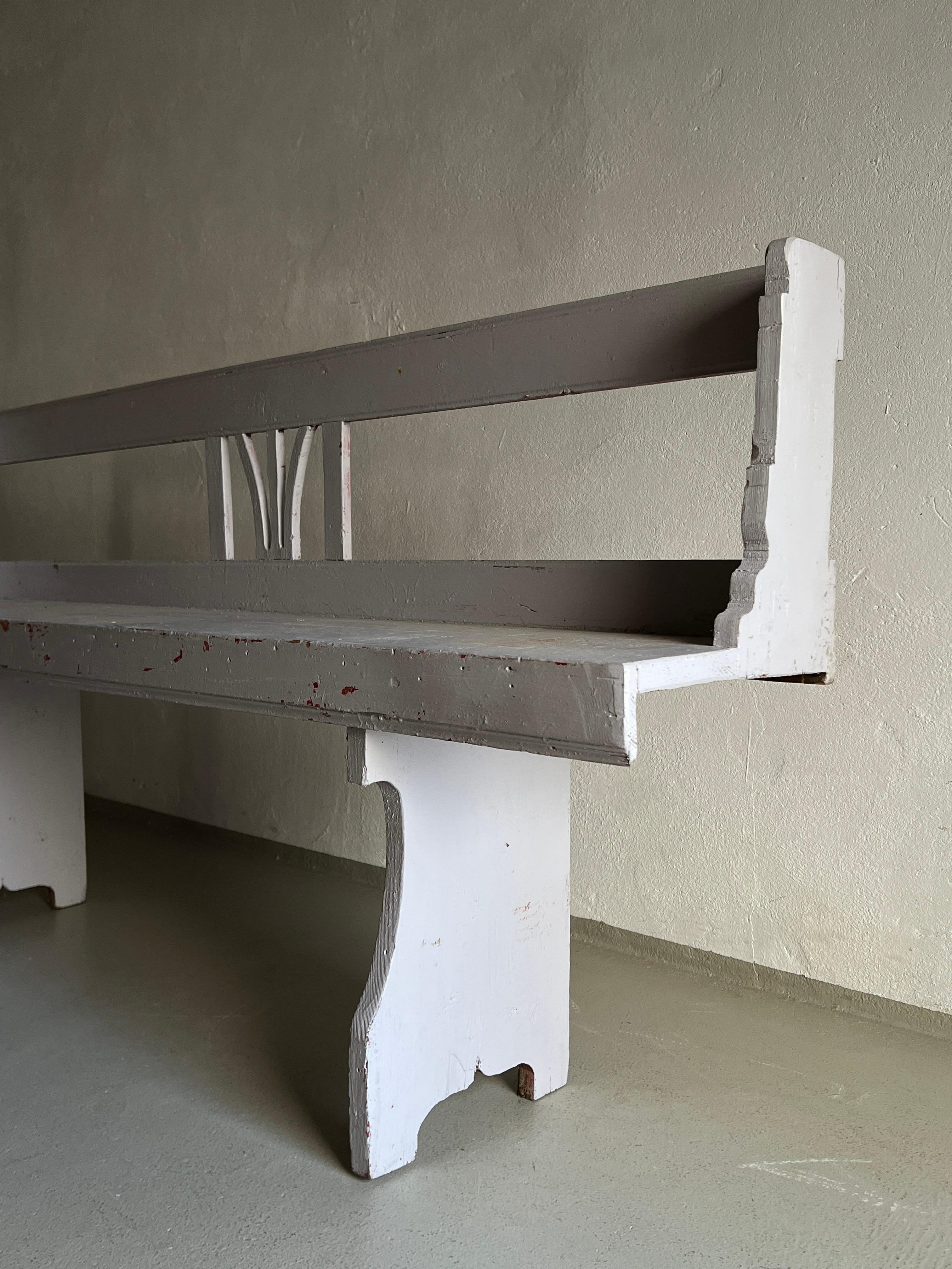 Rustic Painted Bench, France 1920s For Sale 1