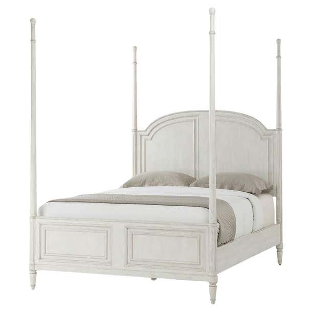 Bed With Rounded Posts Rustic Painted Four Post Queen Bed For Sale at 1stDibs