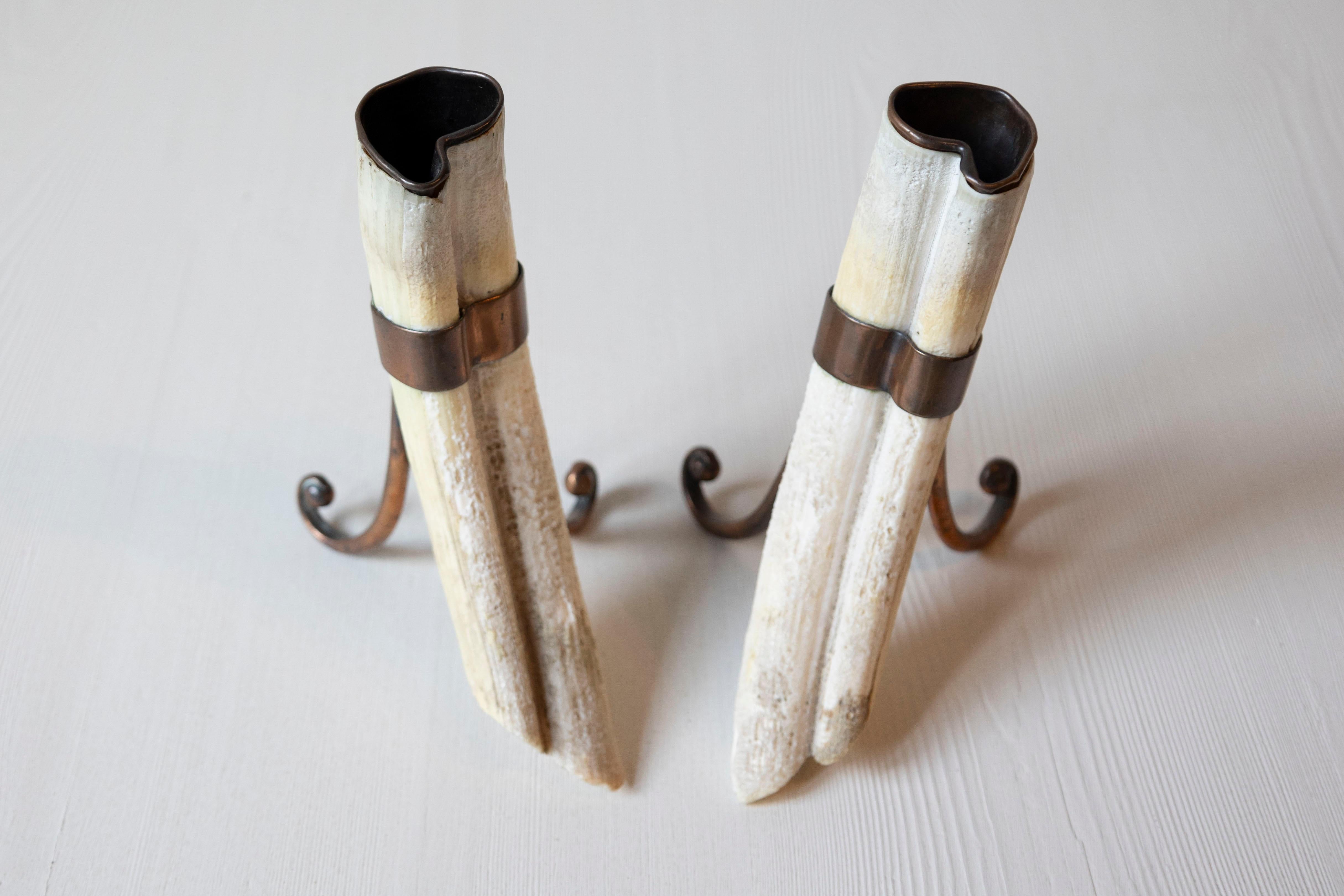 Rustico Rustic Pair of 19th Century Game Animal Horns Mounted on Scrolling Metal Stands in vendita