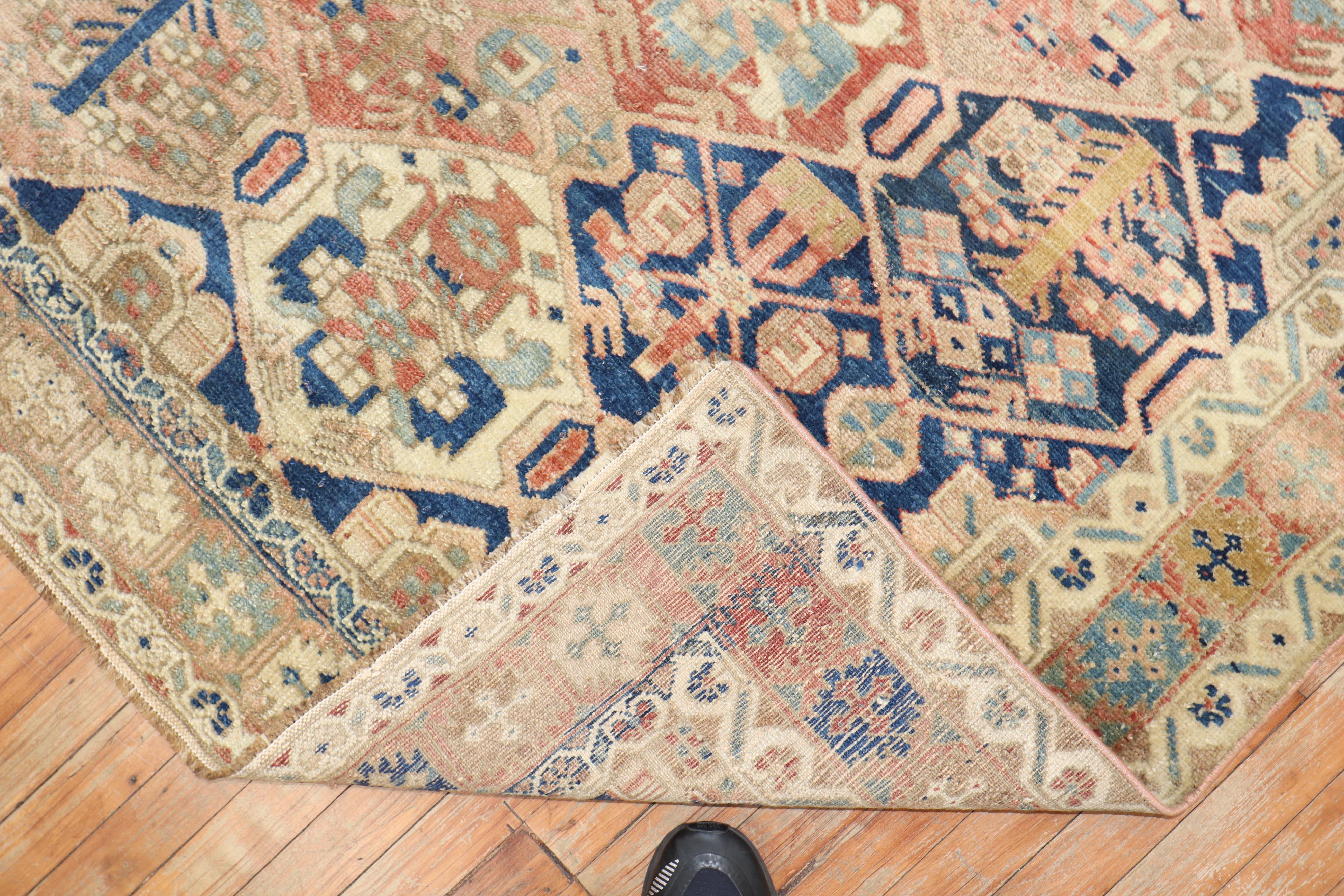 Rustic Persian Bakhtiari Rug In Good Condition For Sale In New York, NY
