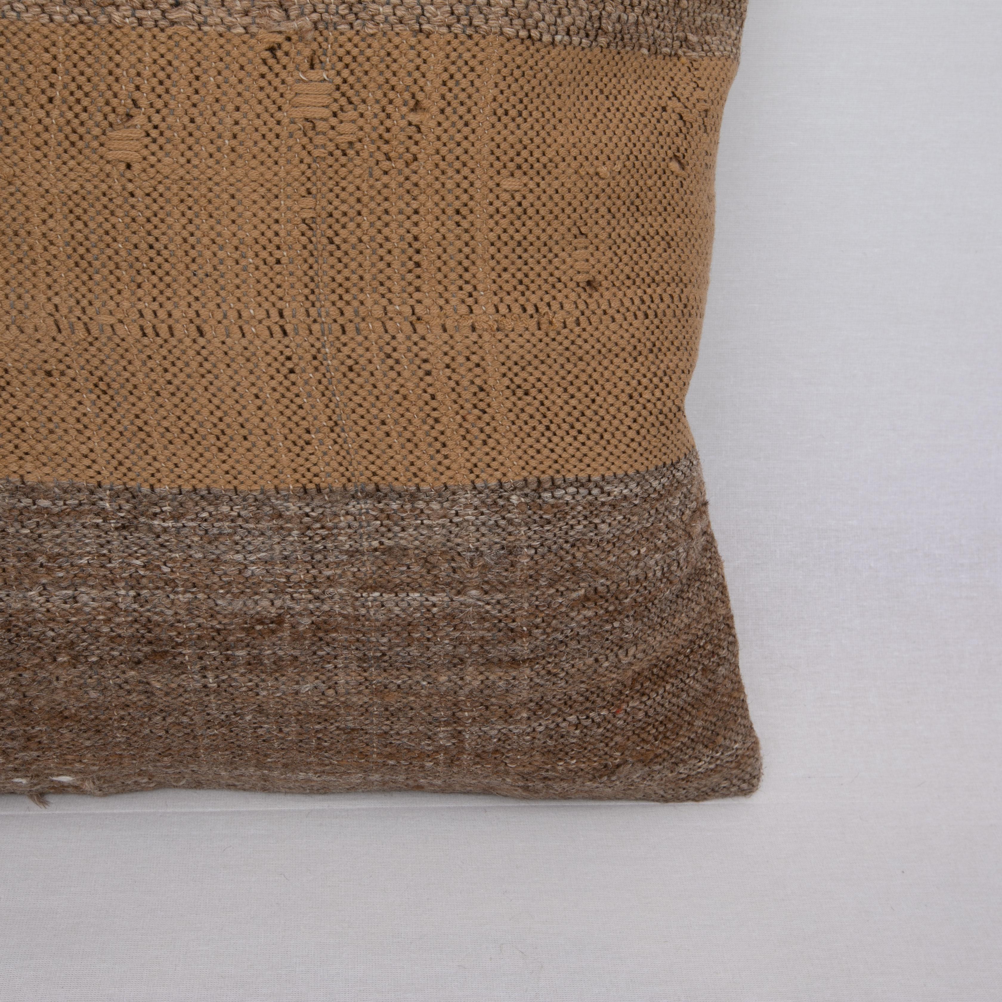 Hand-Woven Rustic Pillow Case Made from a Vintage Un-Dyed Wool Coverlet, Mid 20th C. For Sale