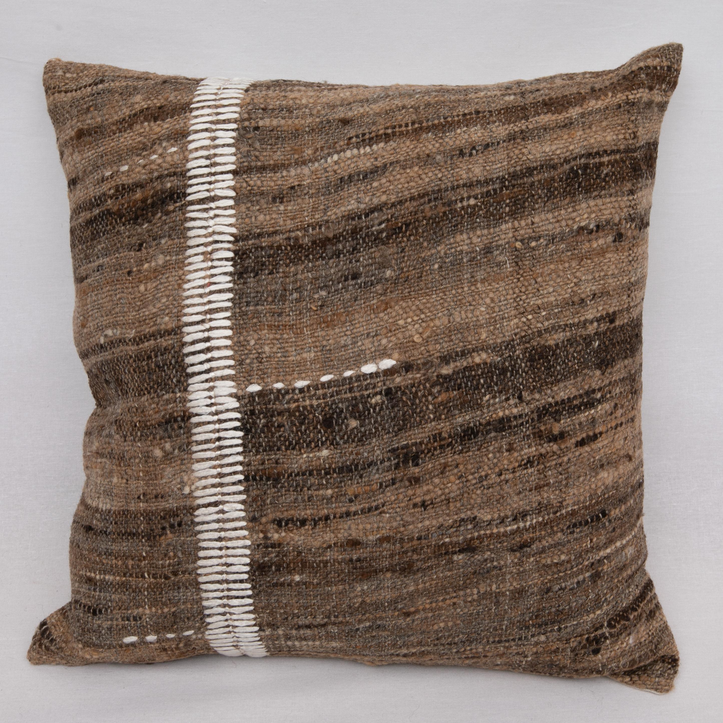 Hand-Woven Rustic Pillow Case Made from a Vintage Un-Dyed Wool Coverlet, Mid 20th C. For Sale