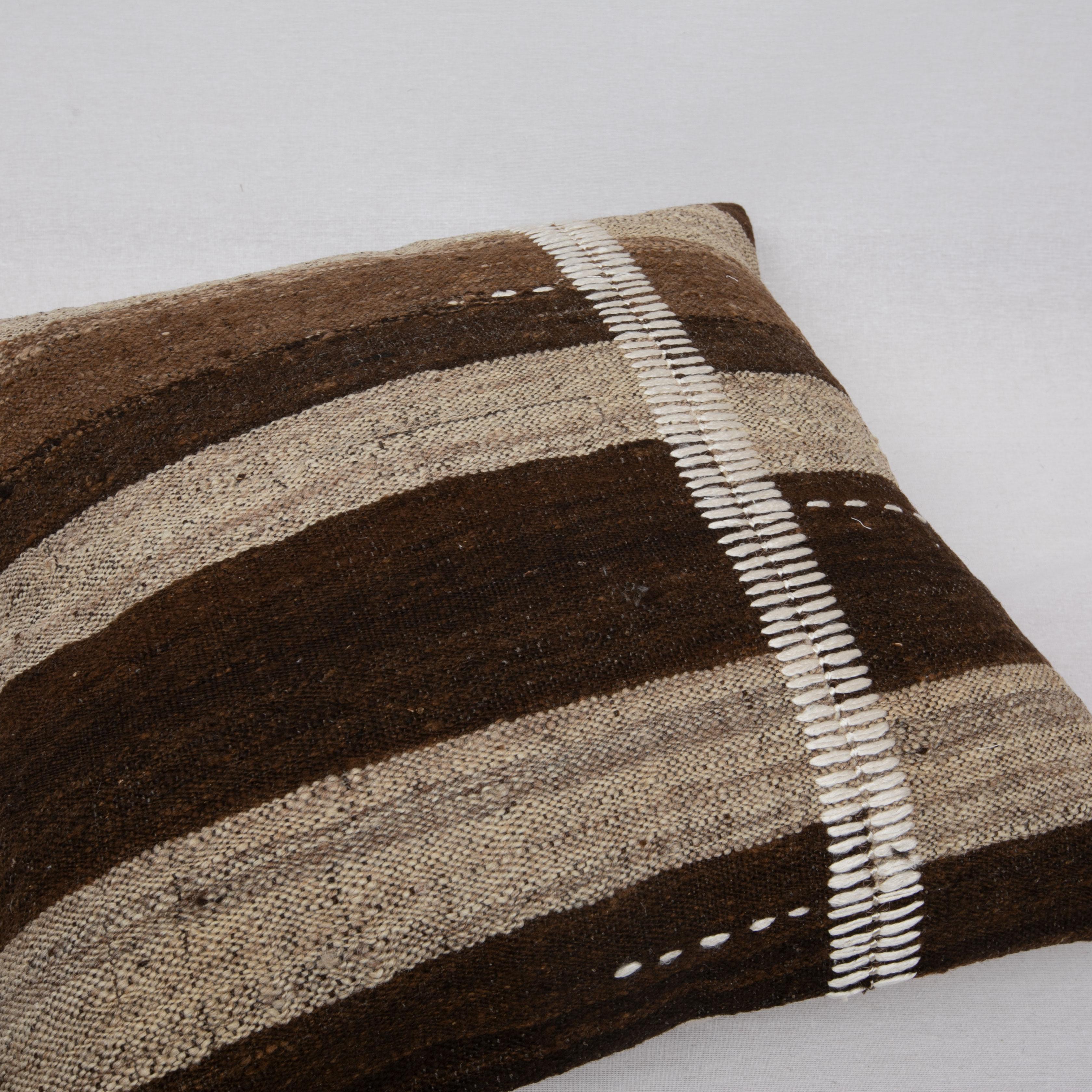 20th Century Rustic Pillow Case Made from a Vintage Un-Dyed Wool Coverlet, Mid 20th C. For Sale