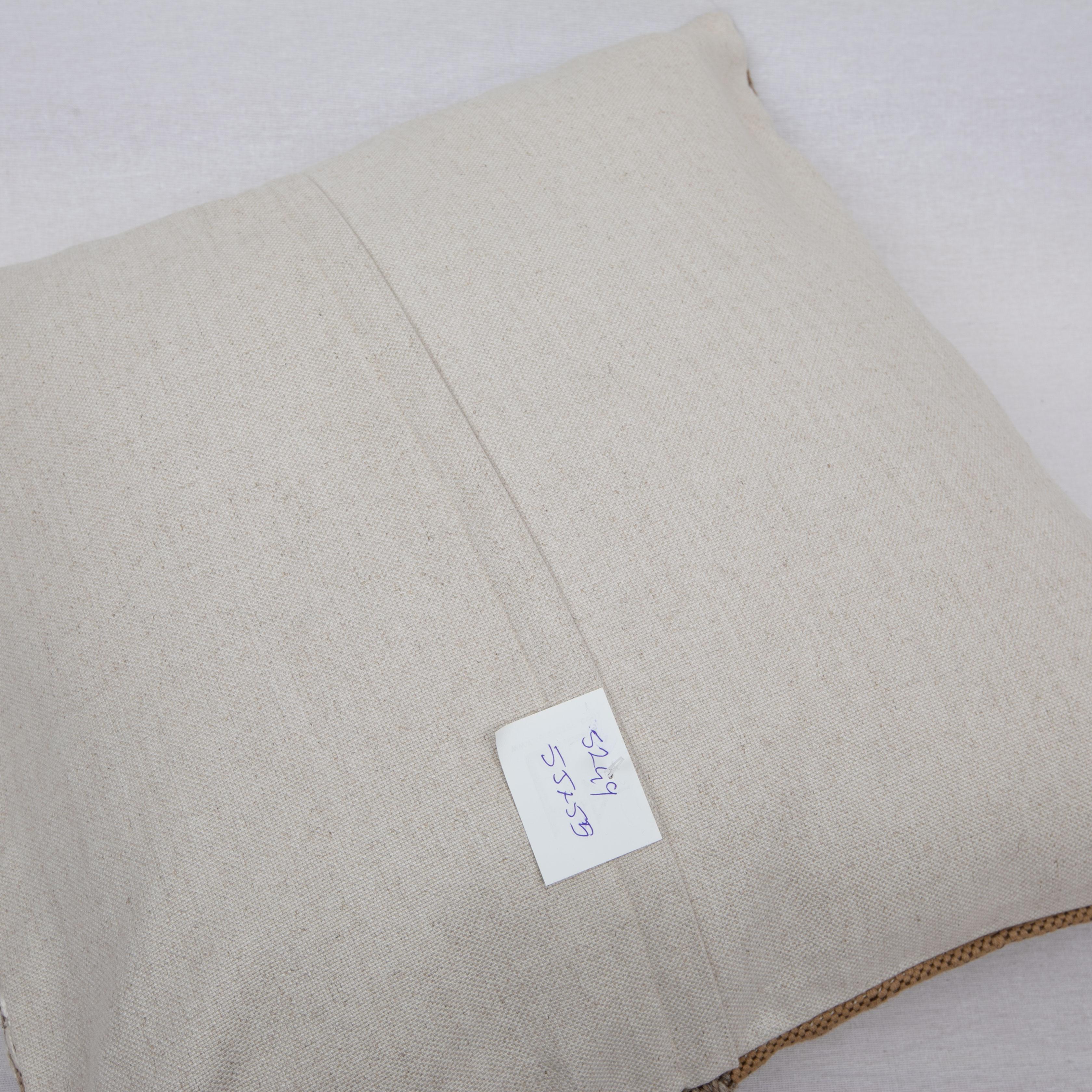 20th Century Rustic Pillow Case Made from a Vintage Un-Dyed Wool Coverlet, Mid 20th C. For Sale