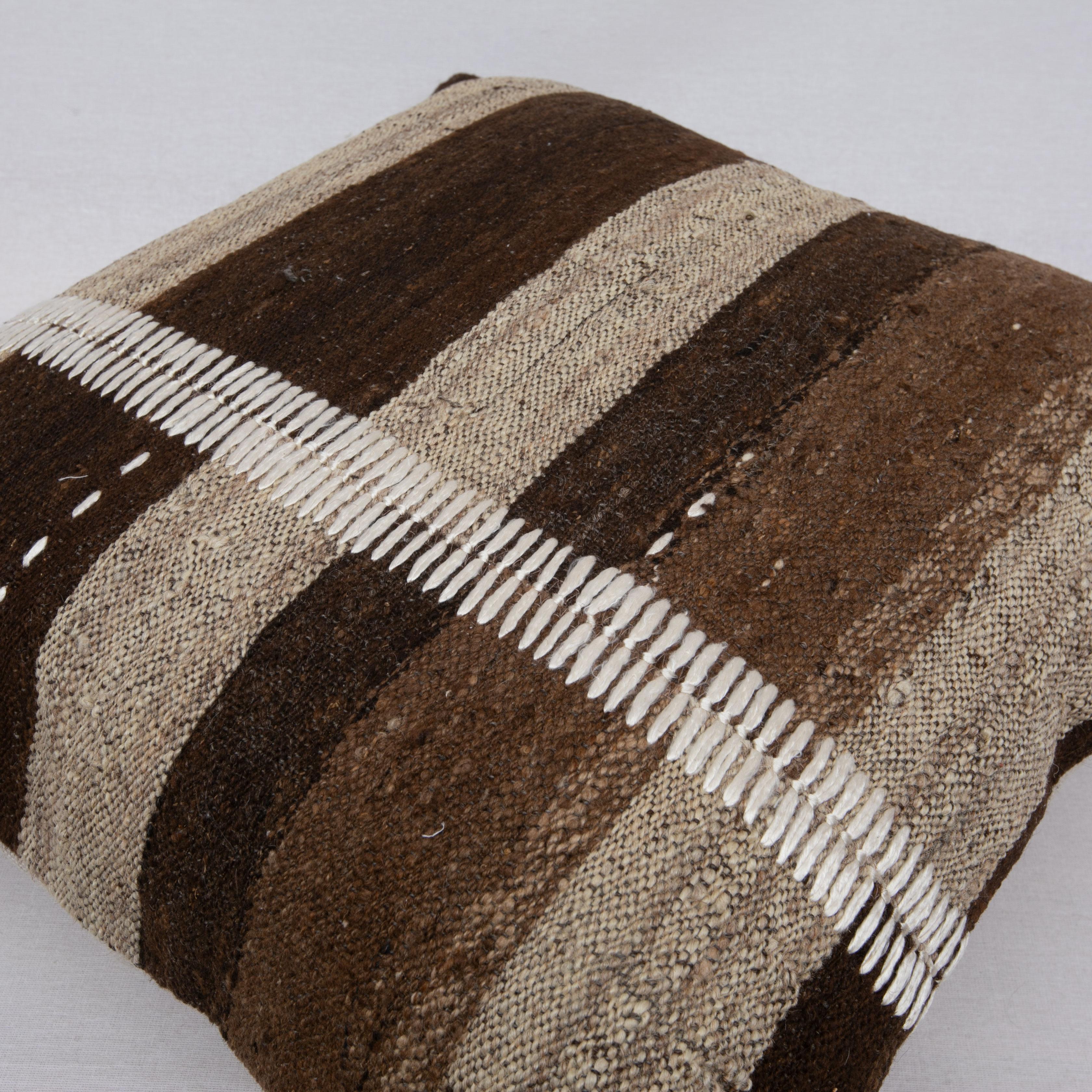 Rustic Pillow Case Made from a Vintage Un-Dyed Wool Coverlet, Mid 20th C. For Sale 2