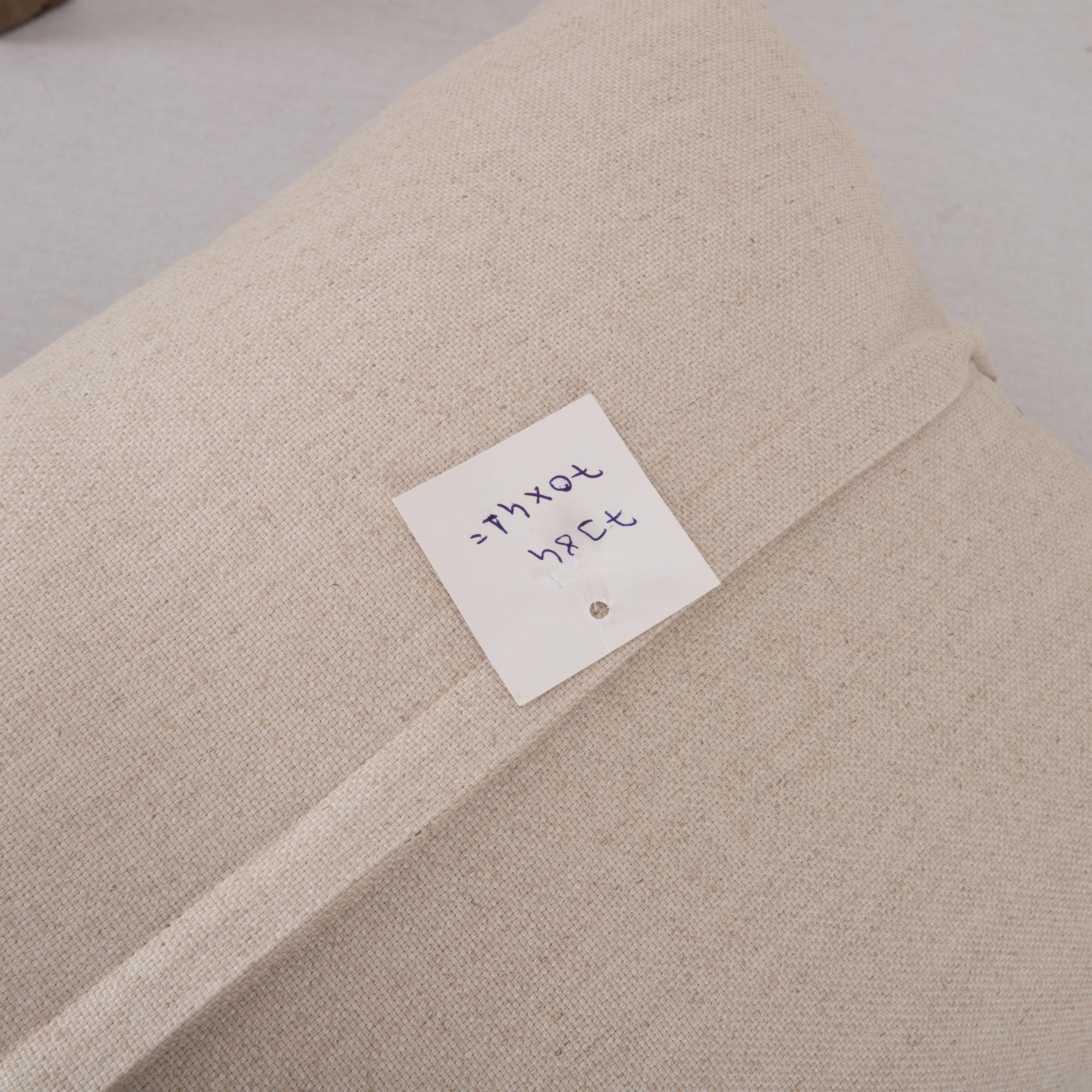 Rustic Pillow Case Made from a Vintage Un-Dyed Wool Coverlet, Mid 20th C For Sale 1