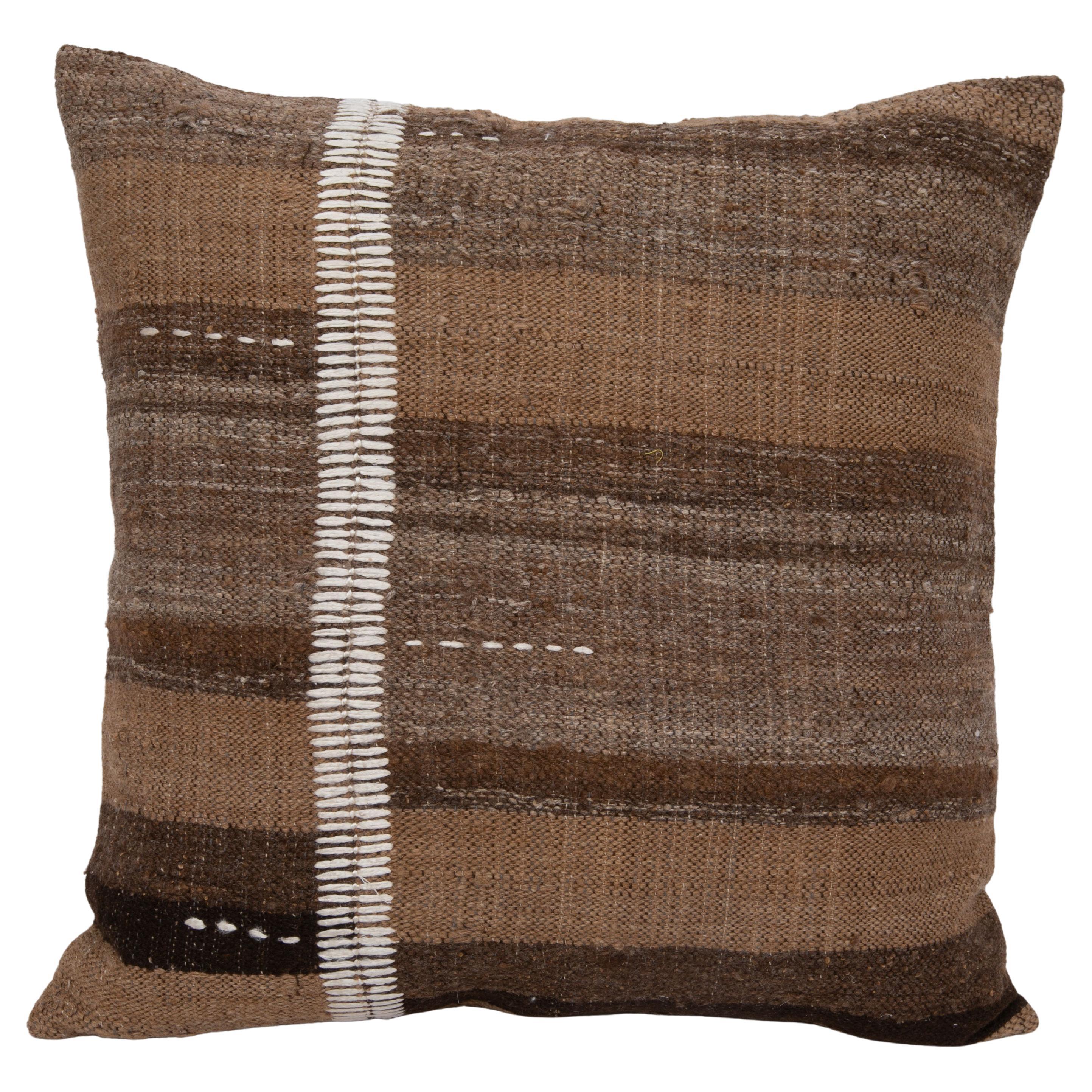 Rustic Pillow Case Made from a Vintage Un-Dyed Wool Coverlet, Mid 20th C For Sale