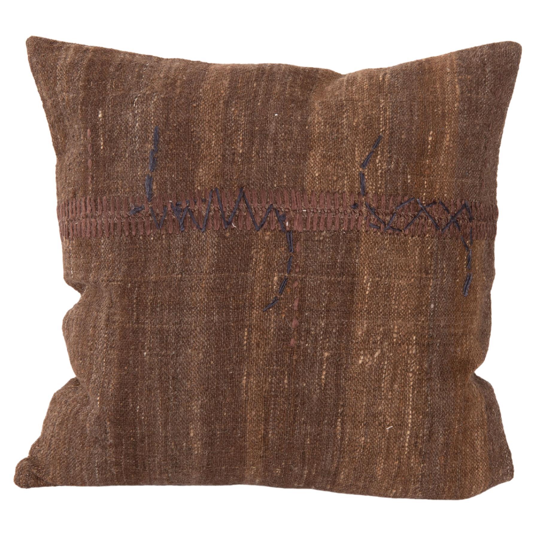 Rustic Pillow Case Made from a Vintage Un-Dyed Wool Coverlet, Mid 20th C For Sale