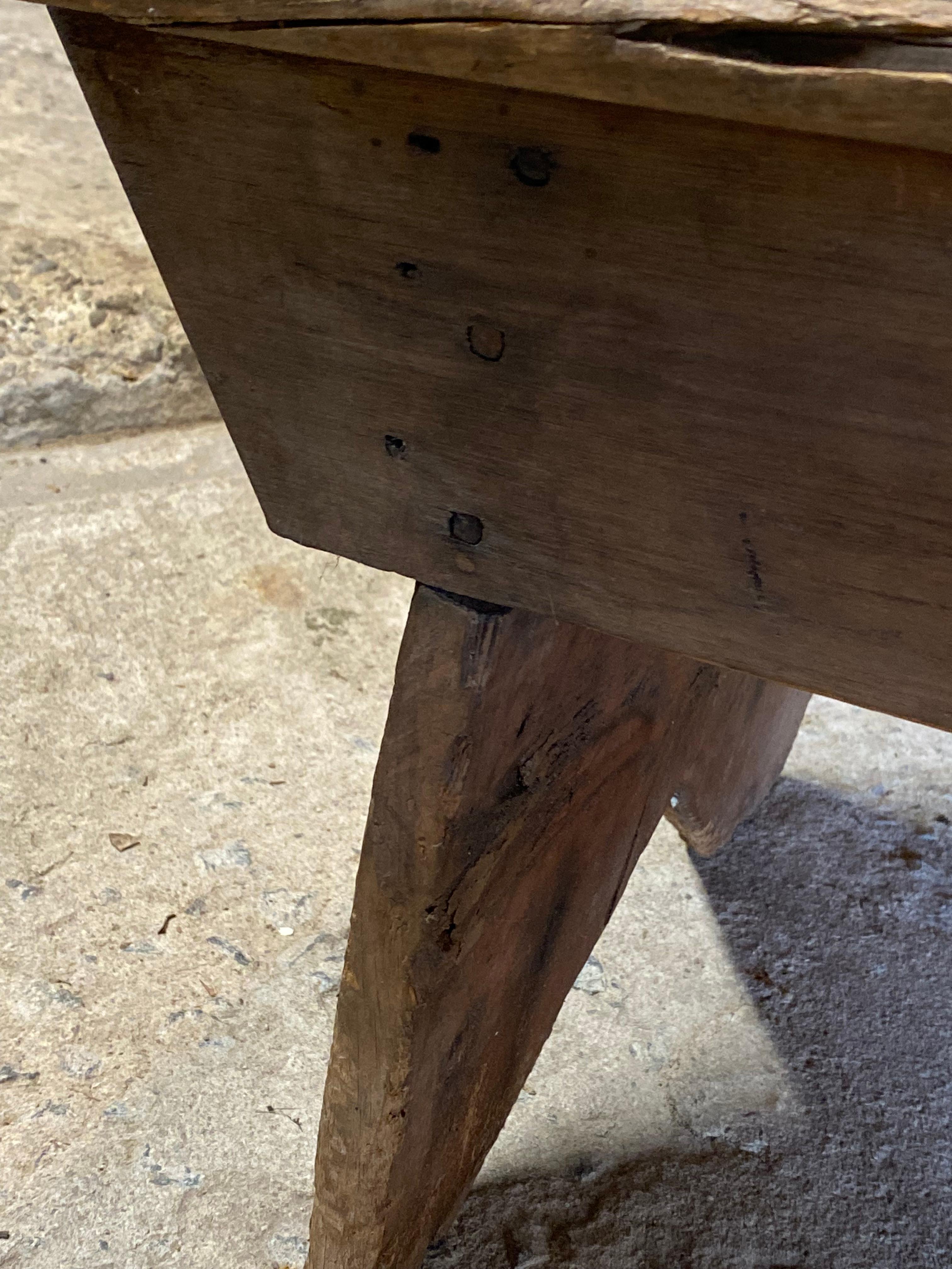 Rustic Pine Adirondack Cutaway Bench For Sale 6