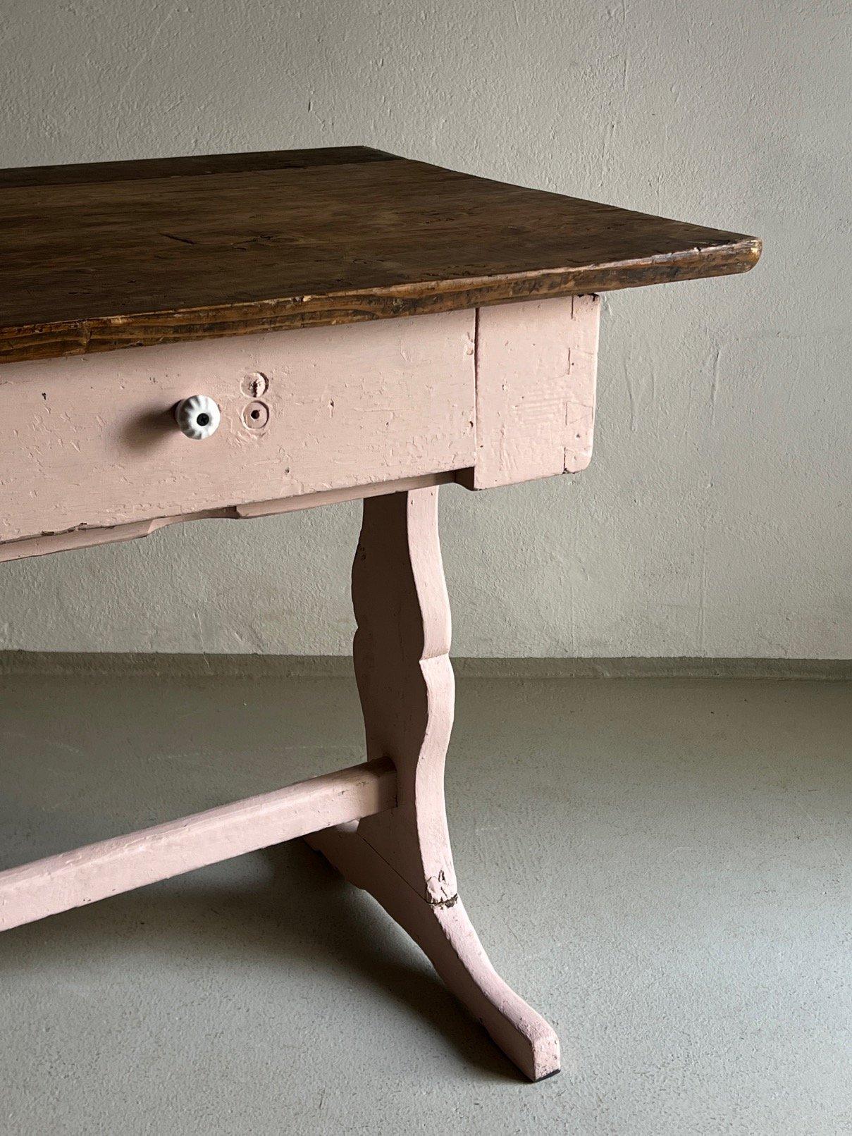 Dutch Rustic Pink Painted Desk with Brown Tabletop For Sale