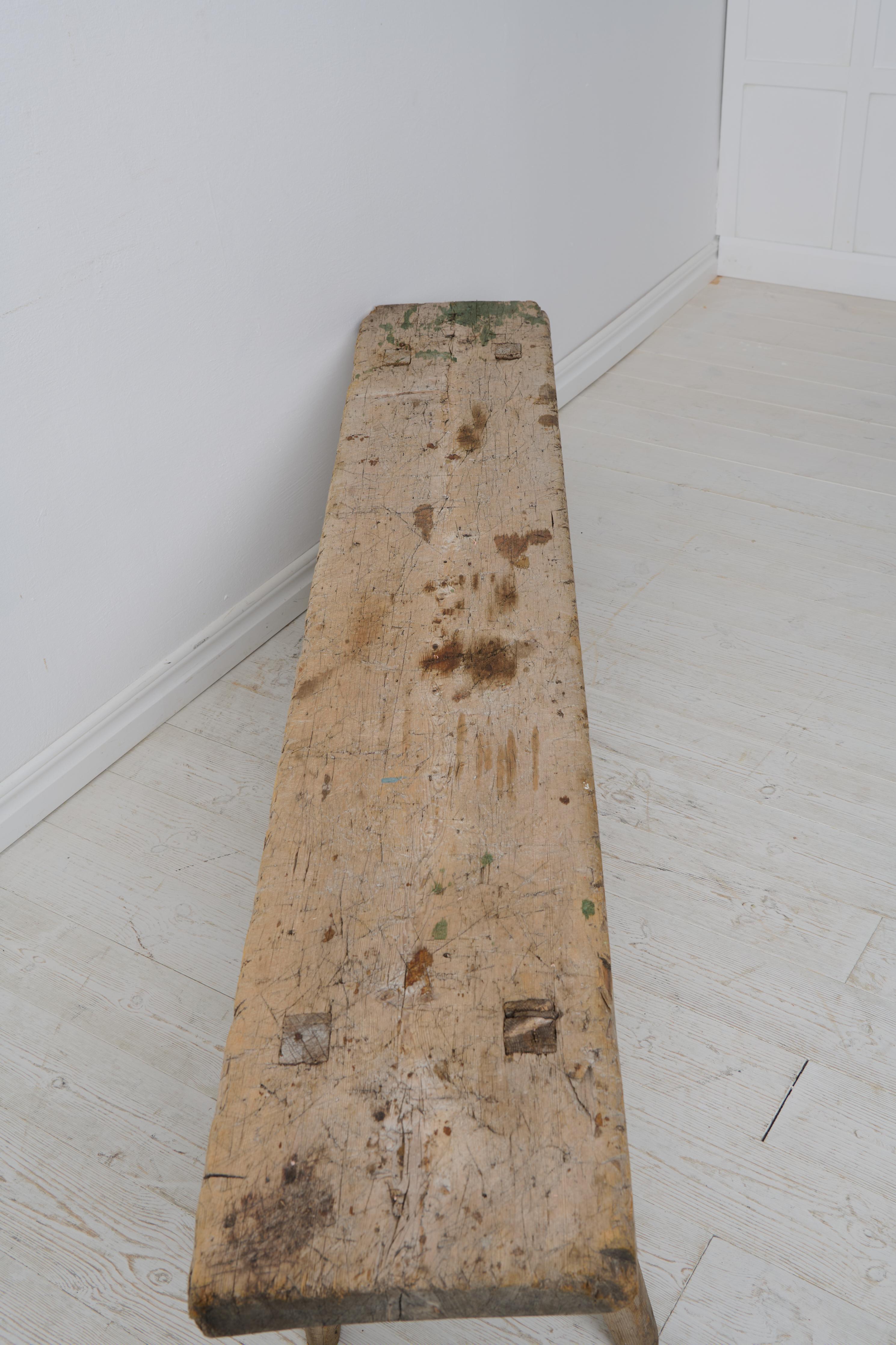 Rustic Primitive Bench from Northern Sweden, Made by Hand with Natural Patina (19. Jahrhundert) im Angebot