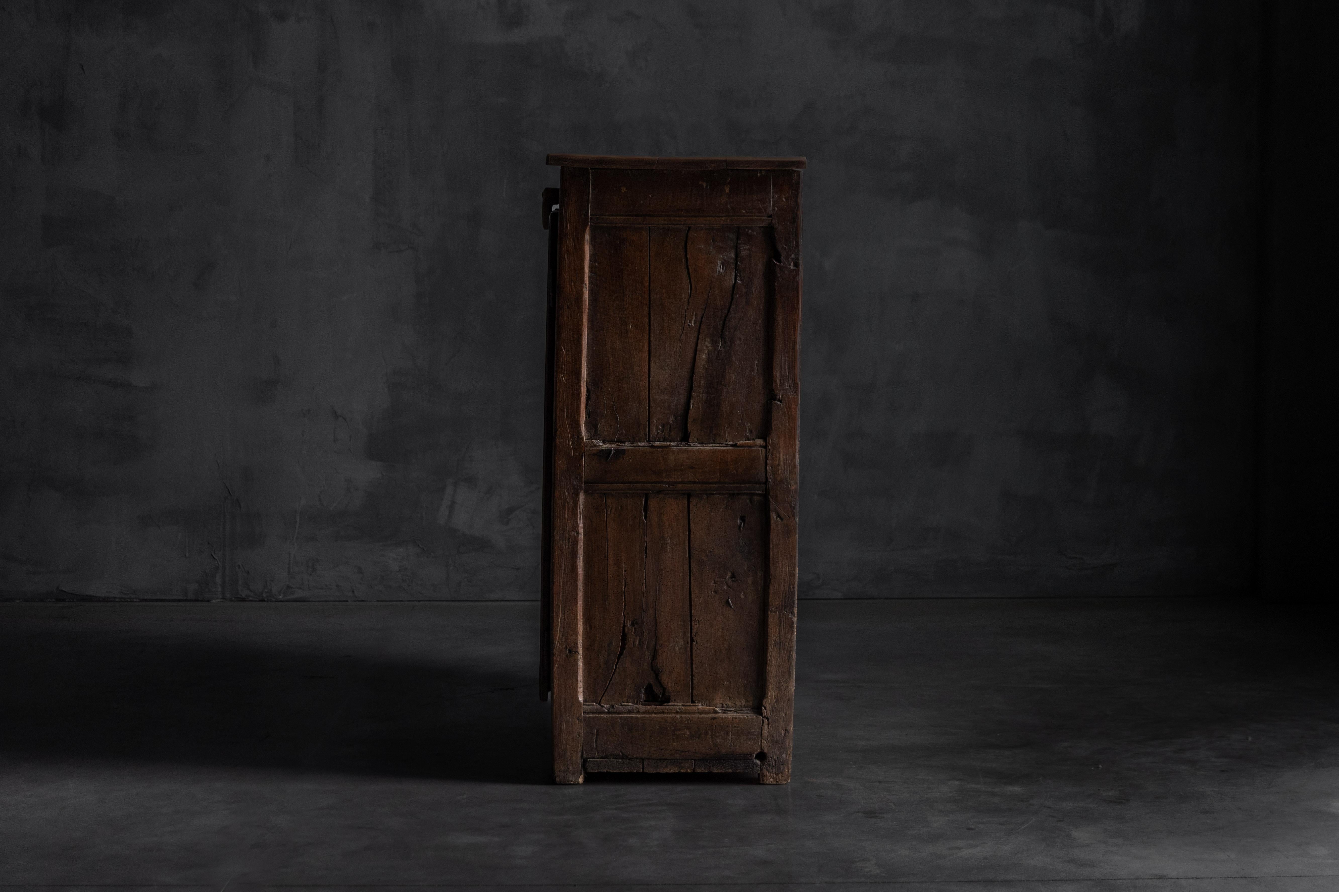 Rustic Primitive Cabinet, France, 19th Century in vendita 4