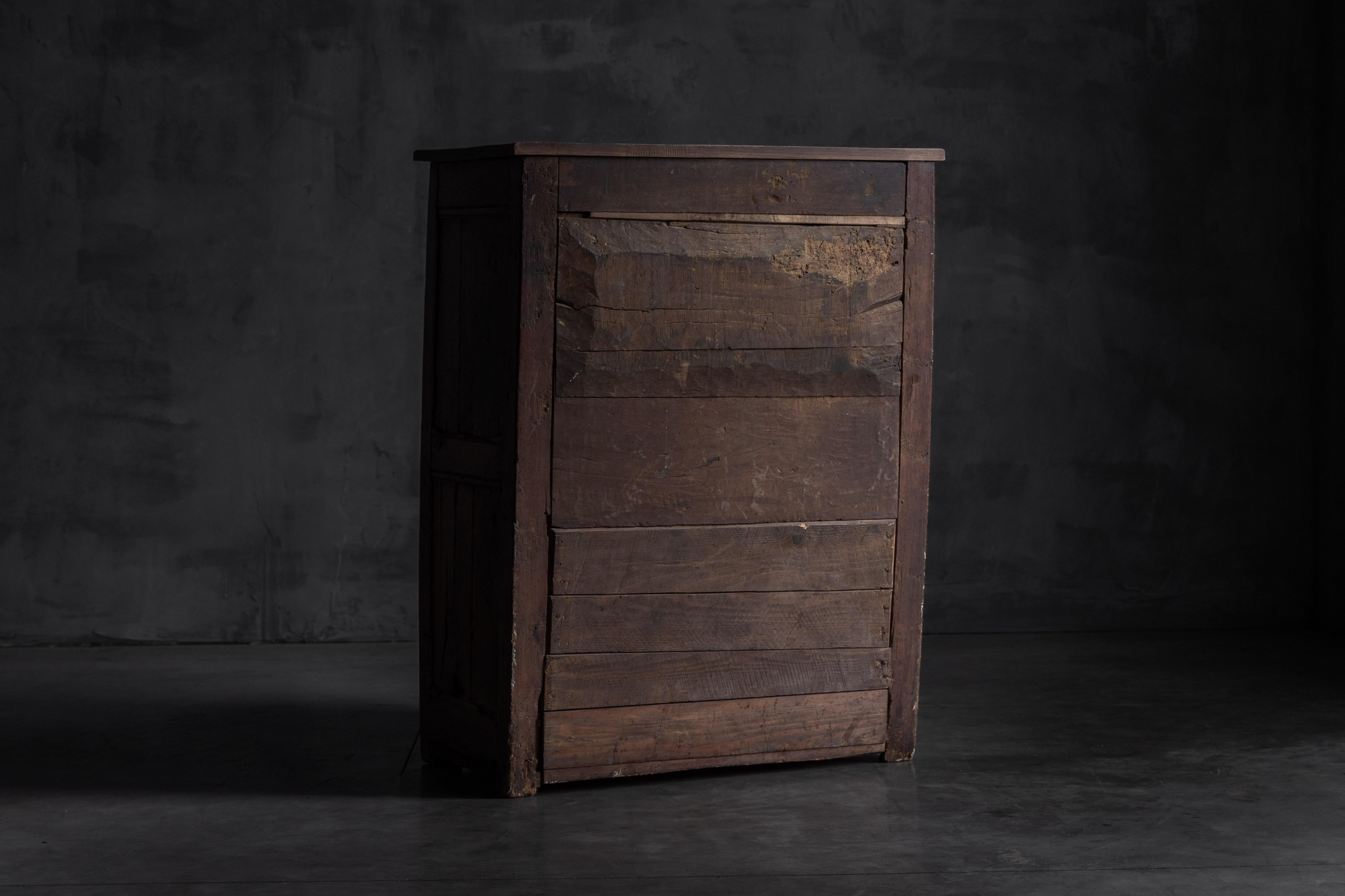 Rustic Primitive Cabinet, France, 19th Century in vendita 5