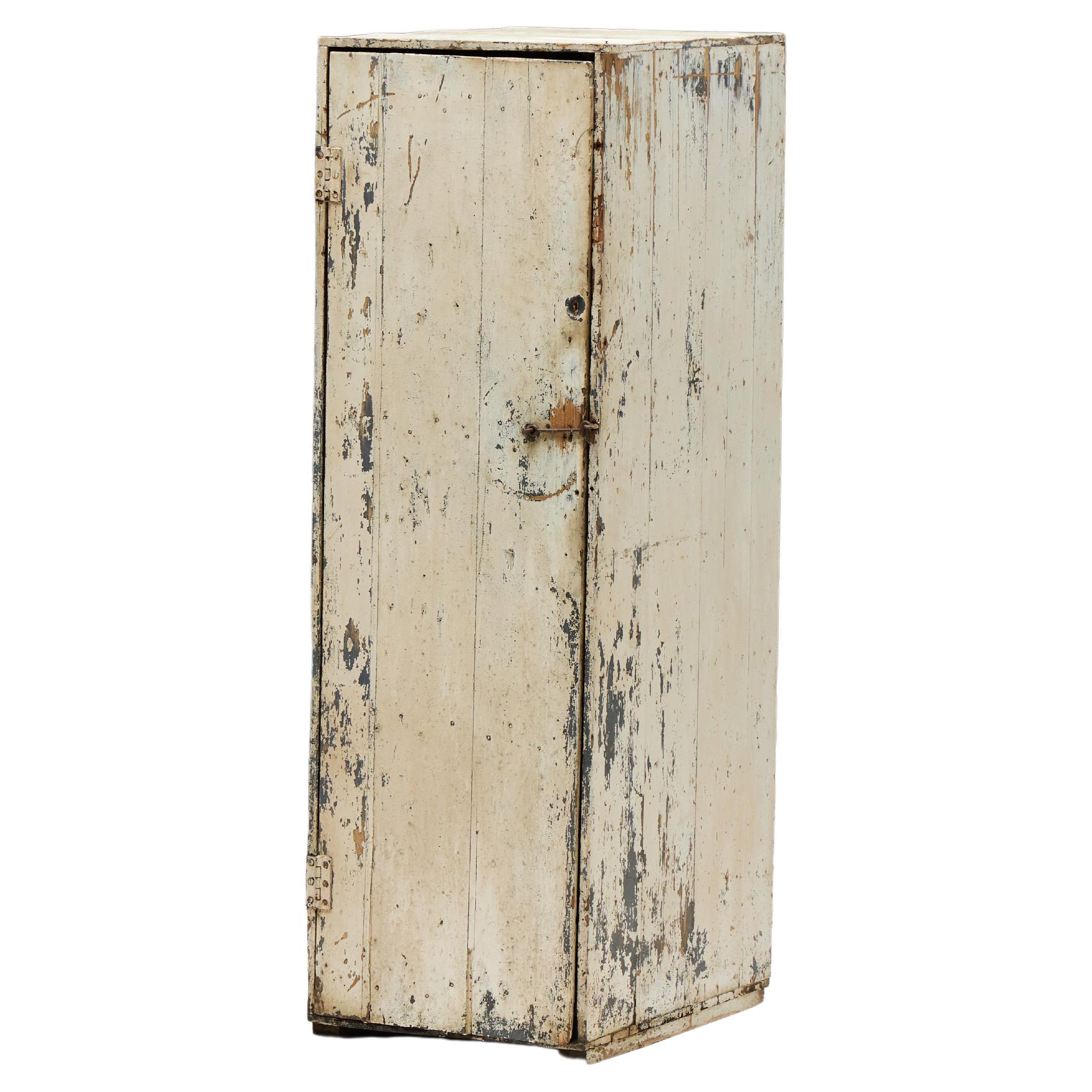 Armoire primitive rustique, France, 19ème siècle en vente