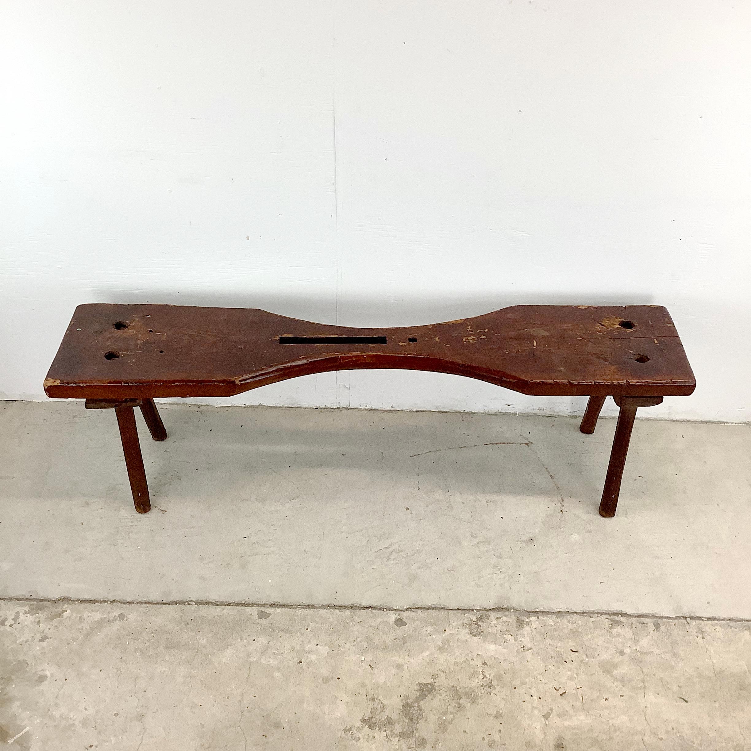 Rustic Primitive Decorative Cobblers Bench In Good Condition For Sale In Trenton, NJ