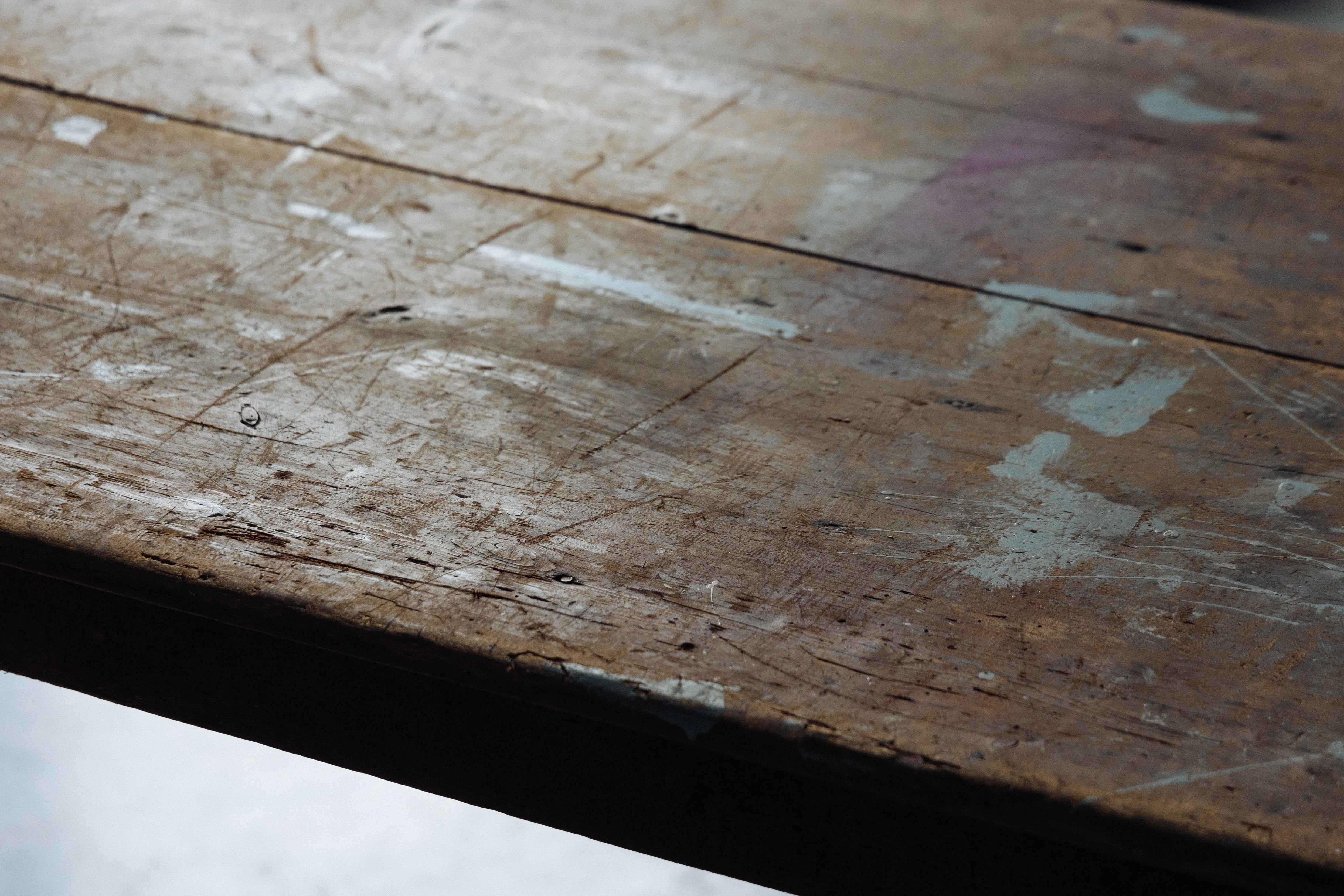 Table à manger de ferme rustique, France, 19ème siècle en vente 9