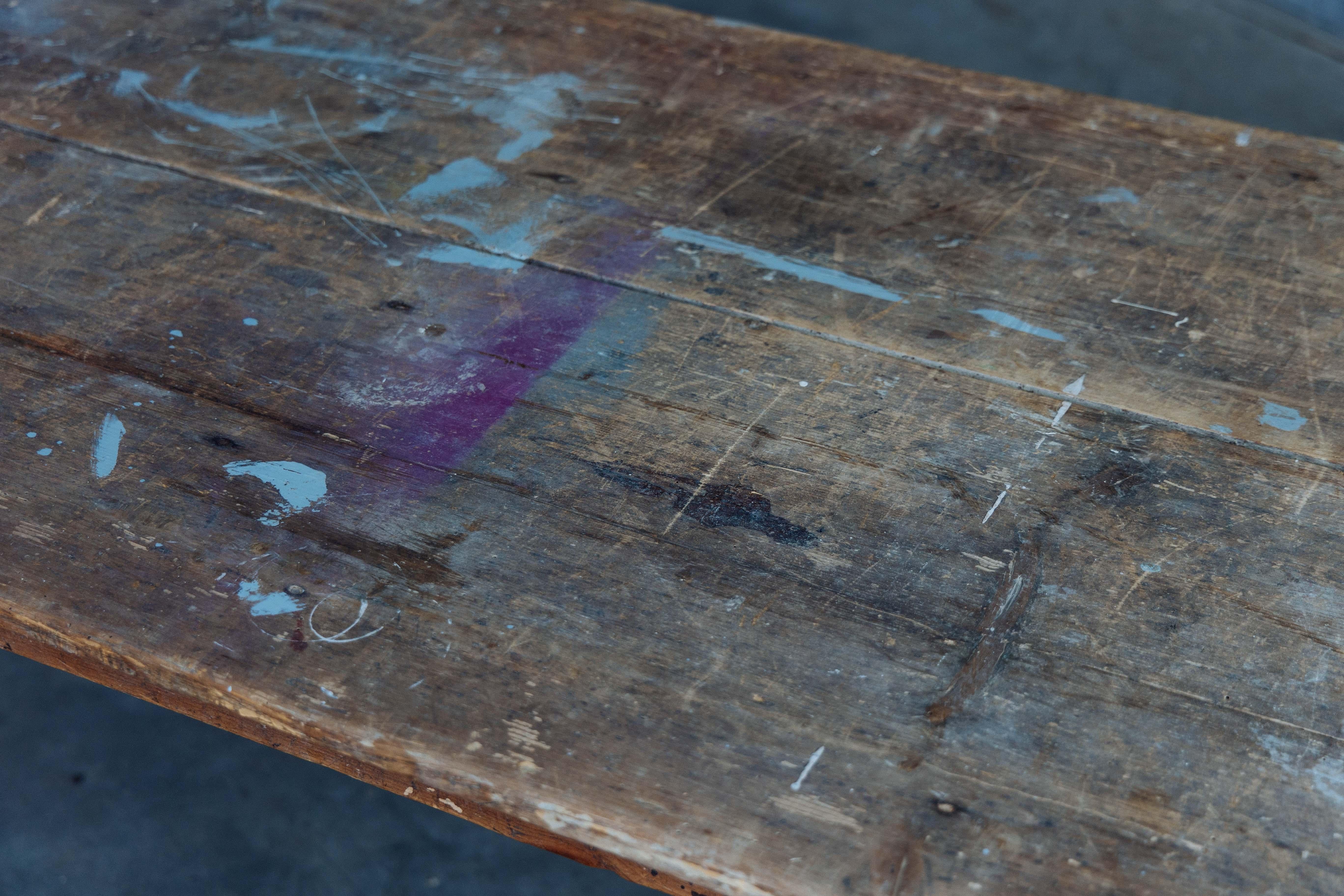 Table à manger de ferme rustique, France, 19ème siècle en vente 11
