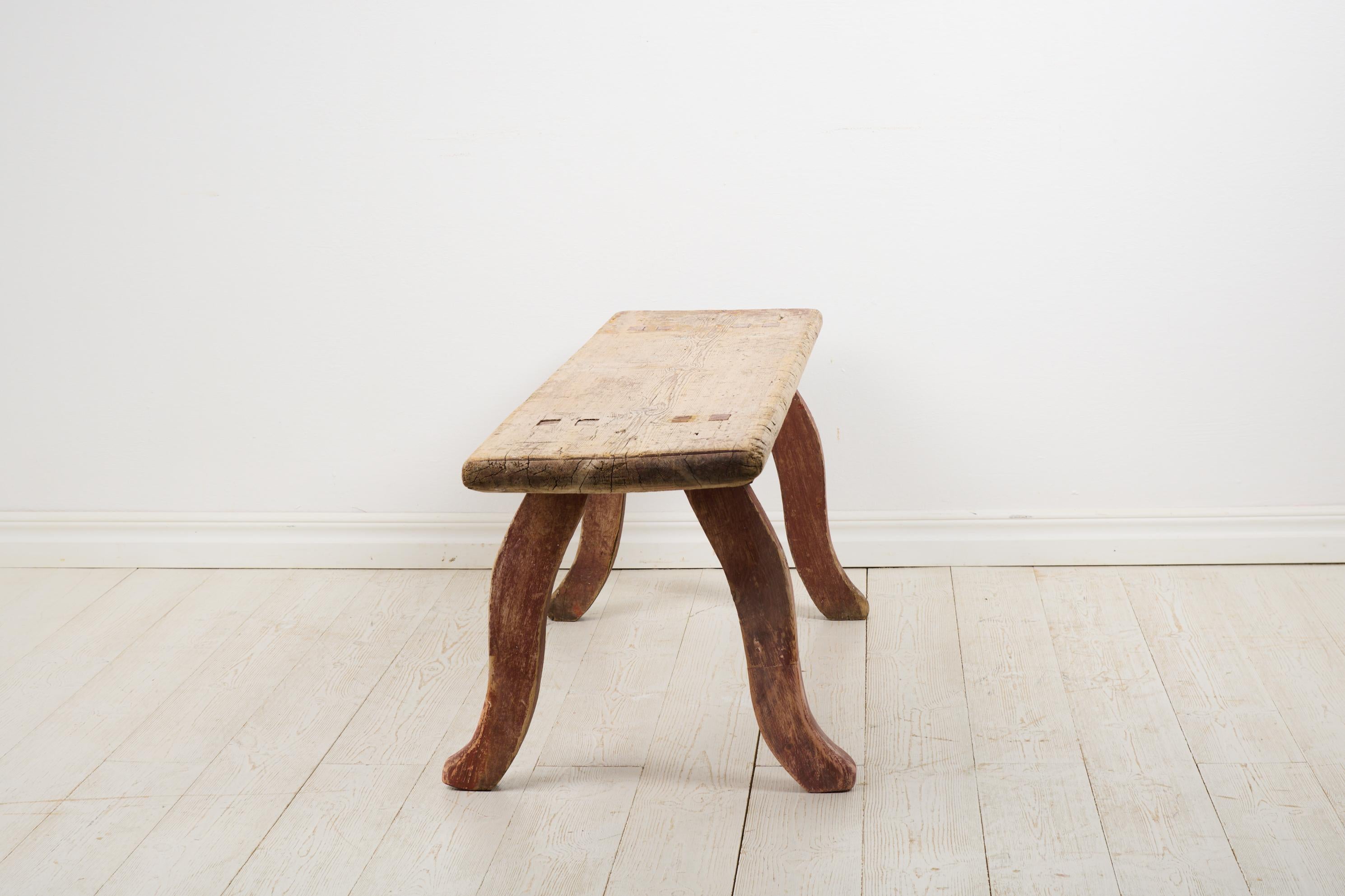 Rustic Primitive Genuine Folk Art Bench in Solid Pine from Northern Sweden In Good Condition In Kramfors, SE