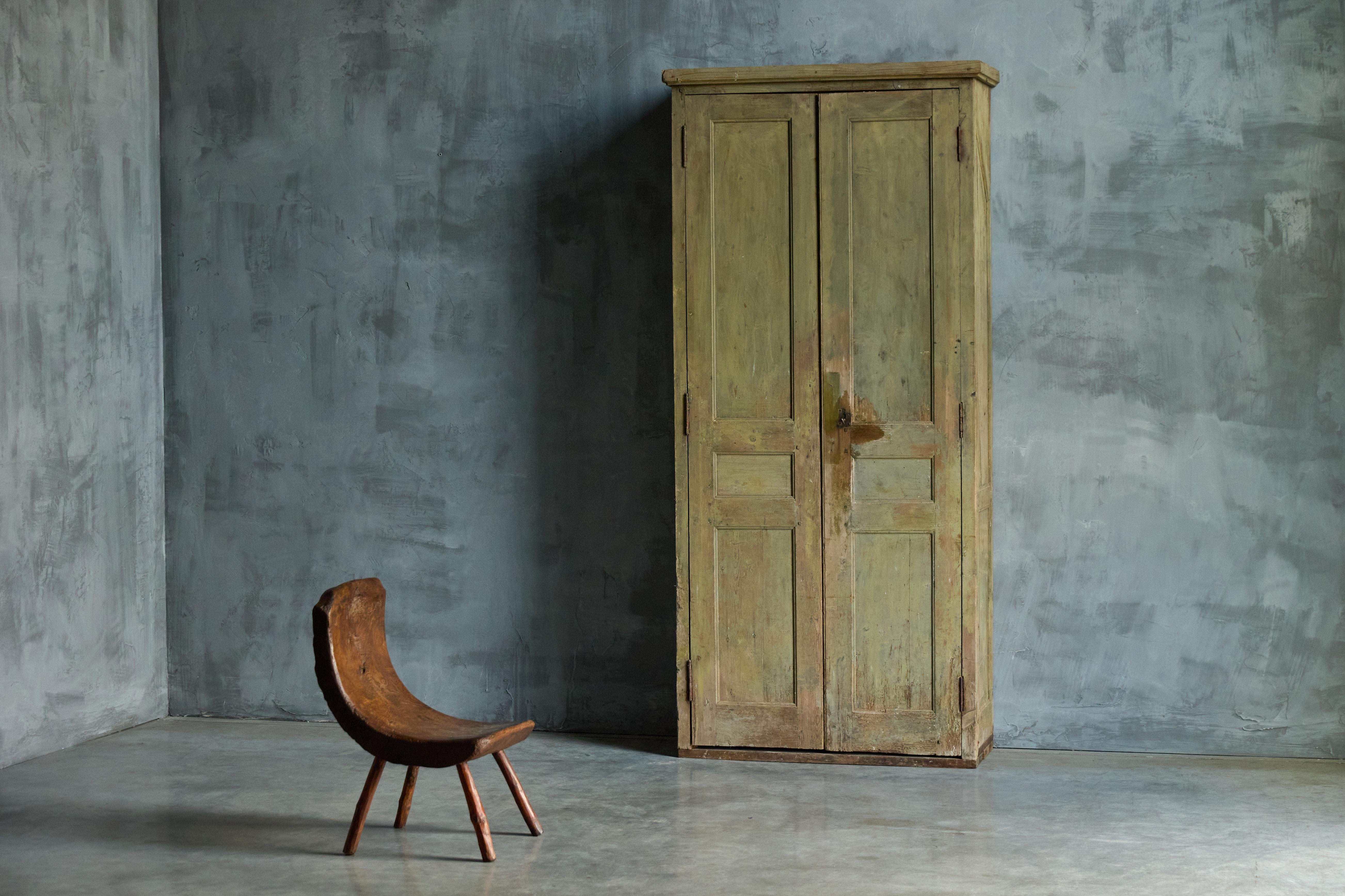 Français Cabinet rustique vert, France, 19e siècle en vente