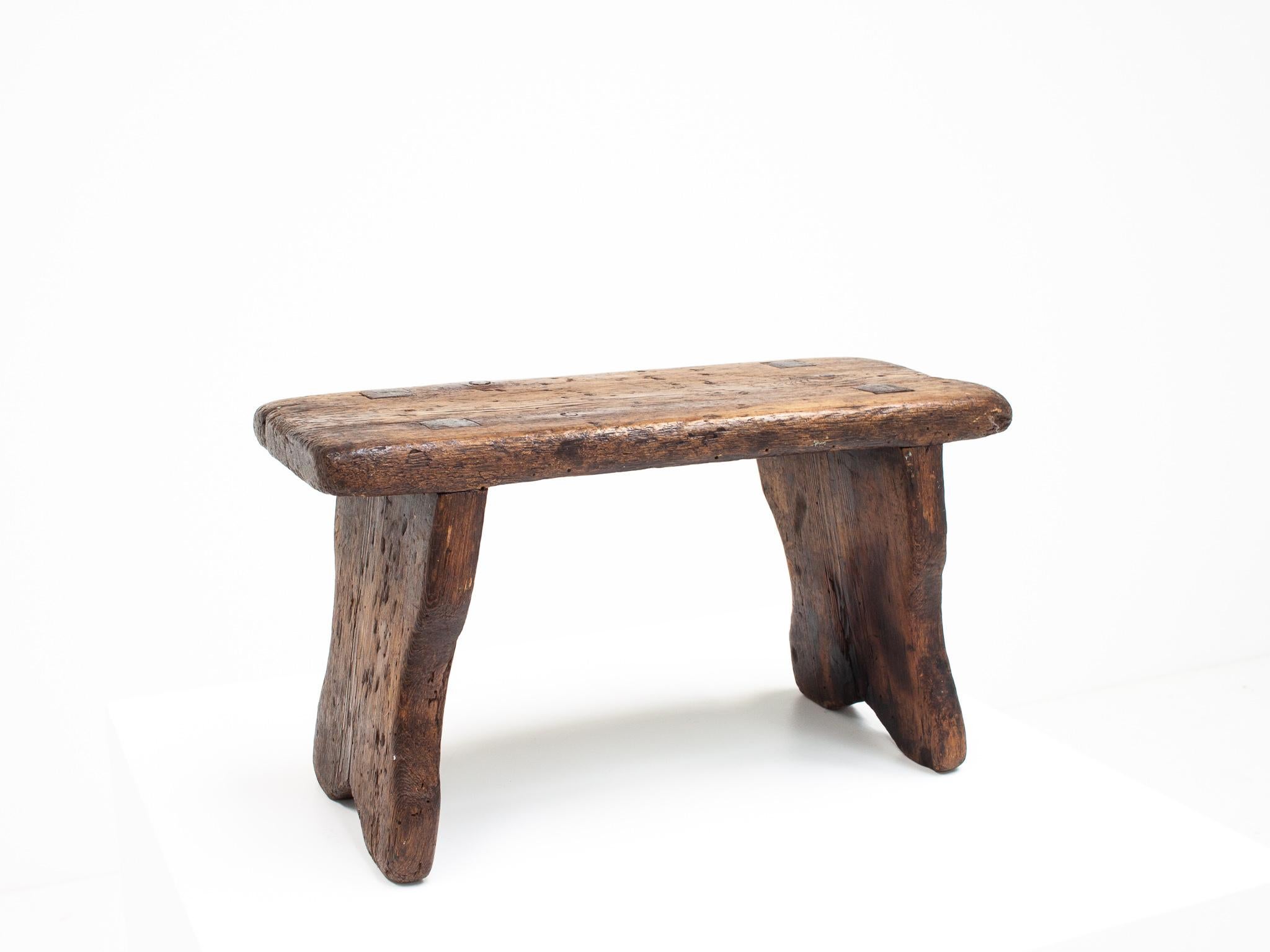 Rustikaler, primitiver, Wabi Sabi, antiker, naiver Vintage-Hocker/Tisch, England um 1900 im Angebot 4
