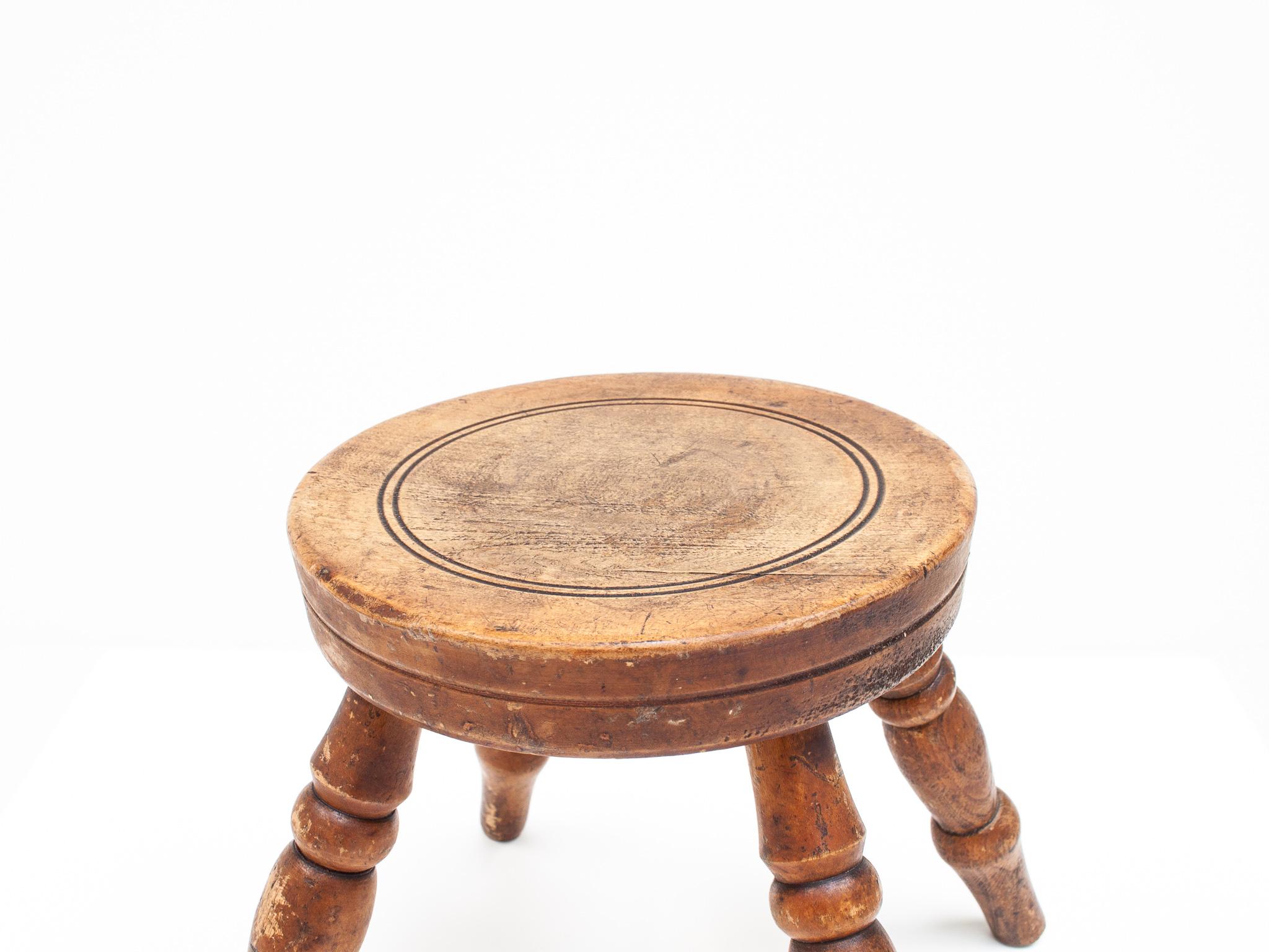 Bois Tabouret/table rustique, primitif, Wabi Sabi, antique, naïf, Angleterre en vente