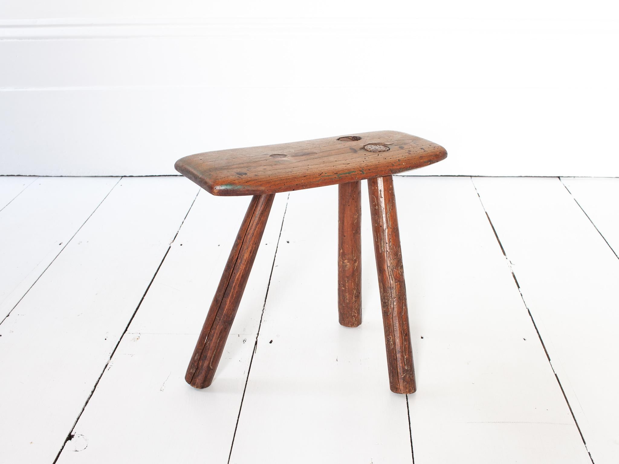 Tabouret/table rustique, primitif, WabiSabi, ancien et naïf, Angleterre, c19e siècle en vente 5