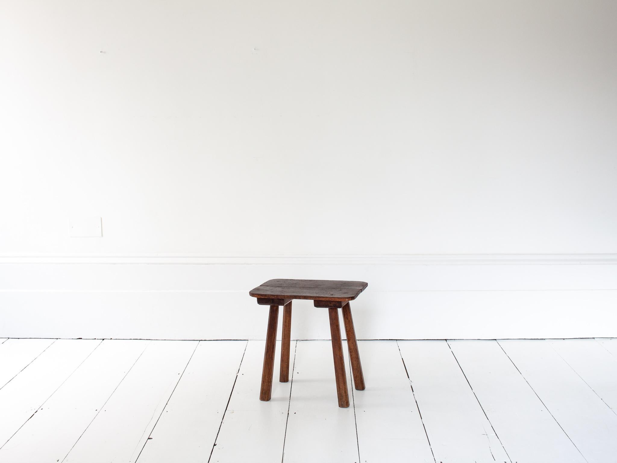 Rustique Tabouret/table rustique, primitif, WabiSabi, ancien et naïf, Angleterre, c19e siècle en vente