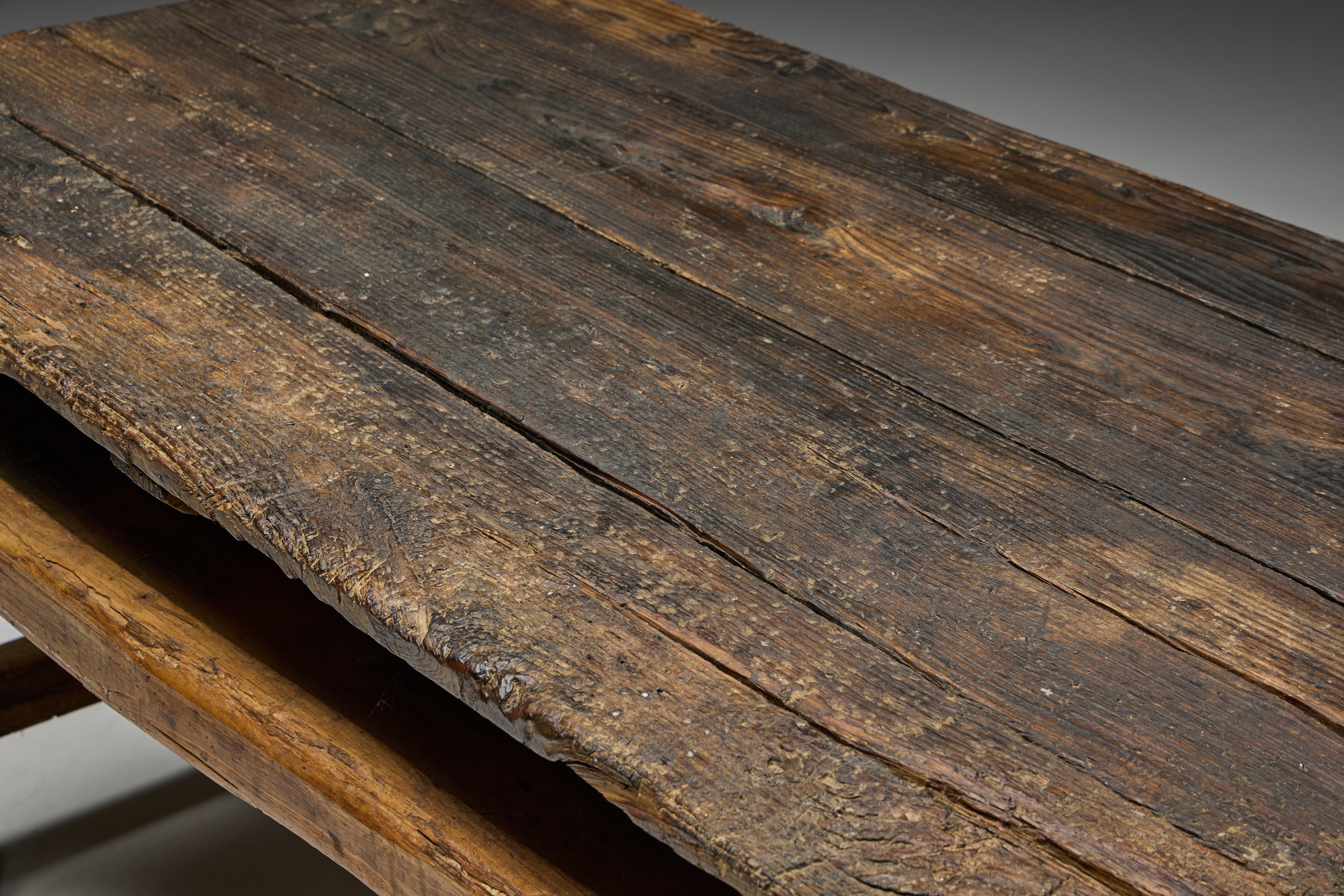 Rustic Primitive Working Bench, France, Early 19th Century For Sale 1