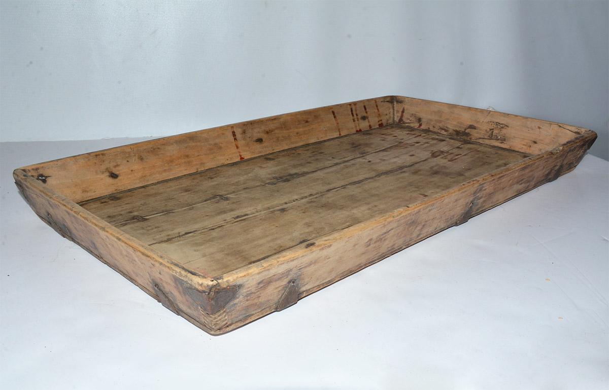 The organic rustic vintage Chinese country style serving tea tray, once a common item in most households can now add timeless appeal to modern interiors as a sculptural object, coffee table catch-all or serving platter. Well used in time but has
