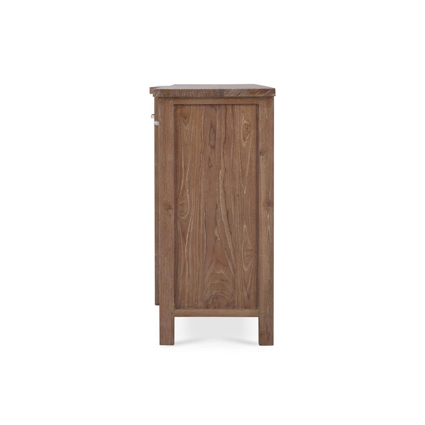 Rustikales Sideboard aus aufgearbeitetem Teakholz im Zustand „Neu“ im Angebot in Westwood, NJ