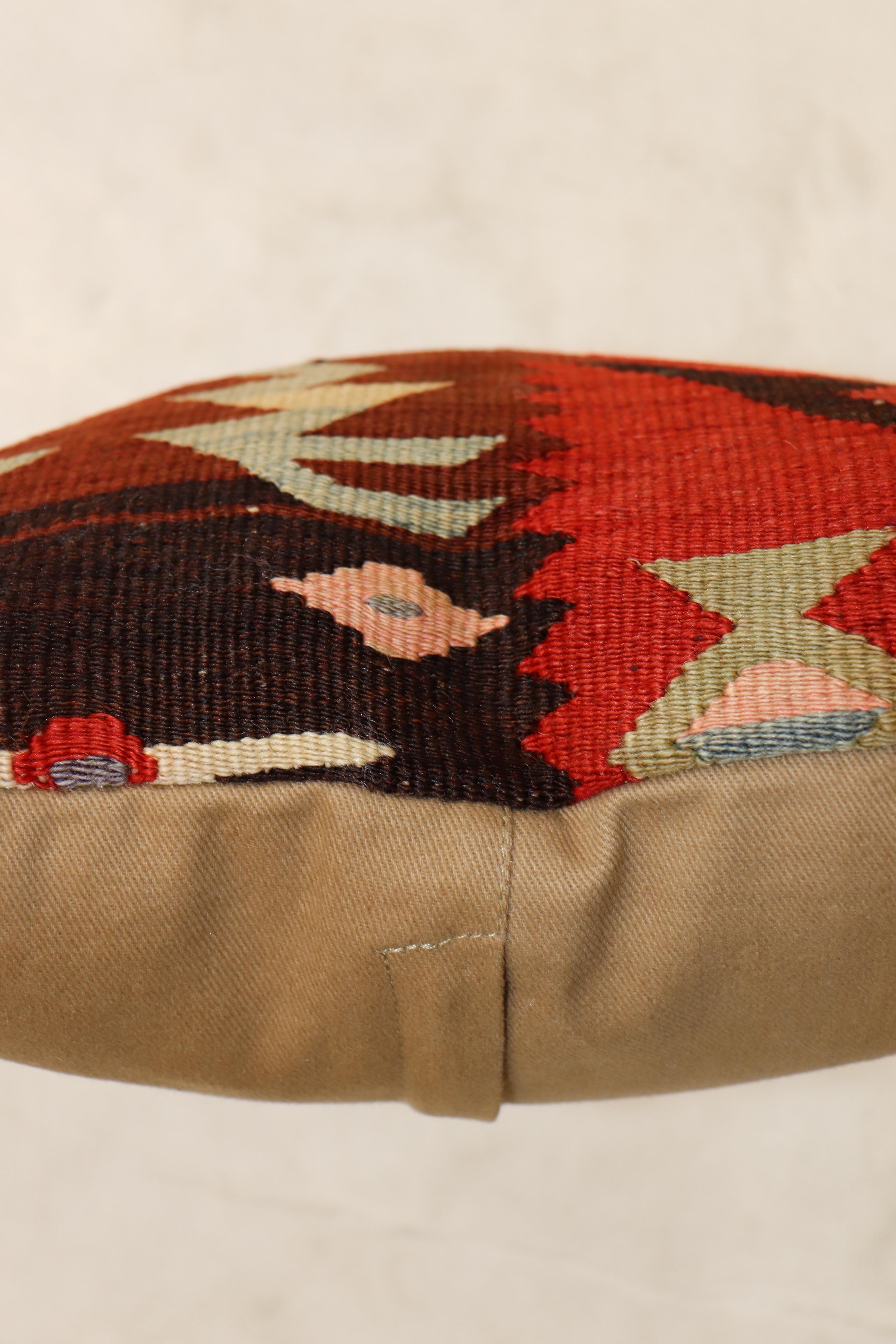 Rustic Red Brown Geometric Turkish Kilim Pillow In Good Condition For Sale In New York, NY