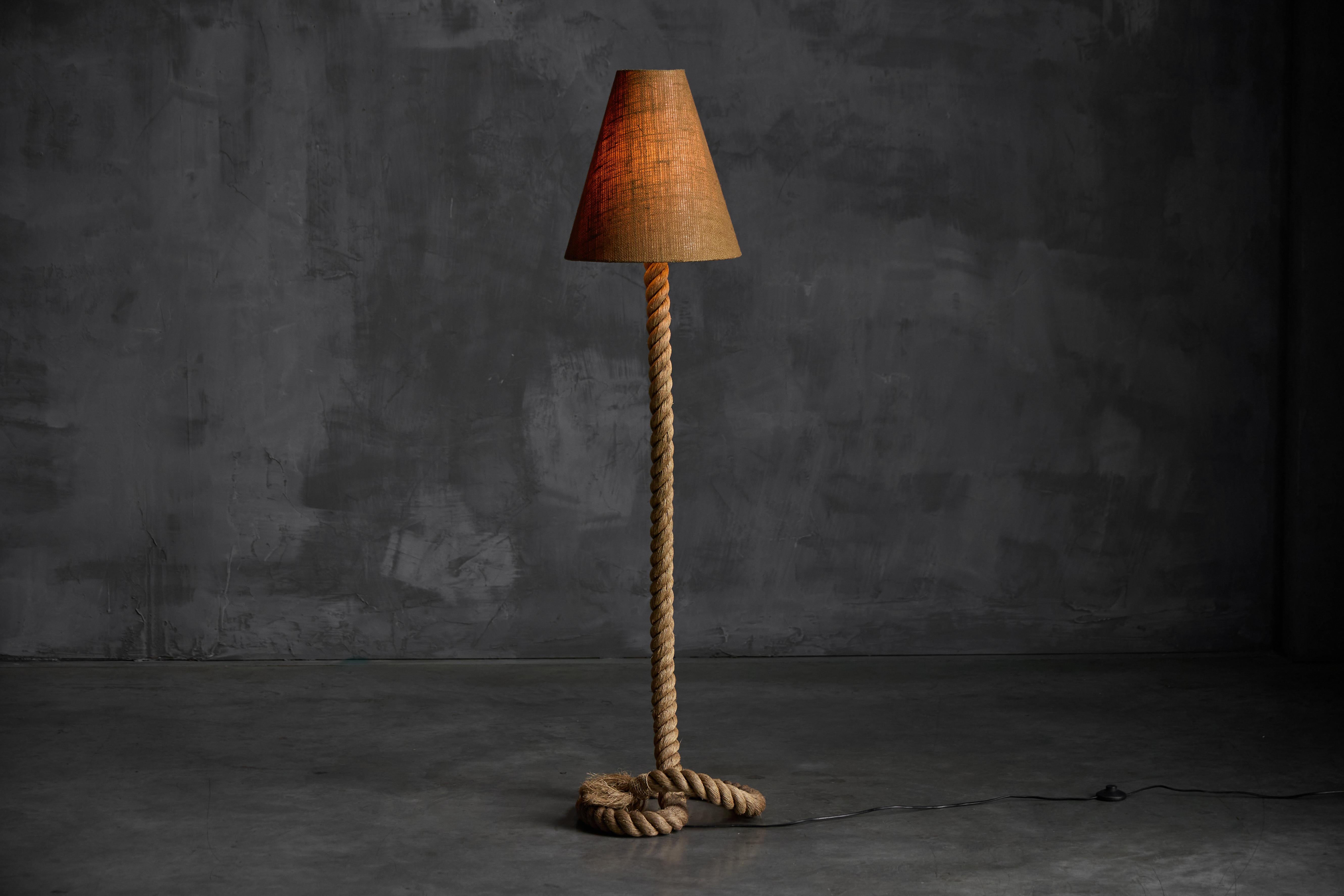 Lampada da terra rustica in corda con paralume in iuta, Francia, anni '70 in vendita 4