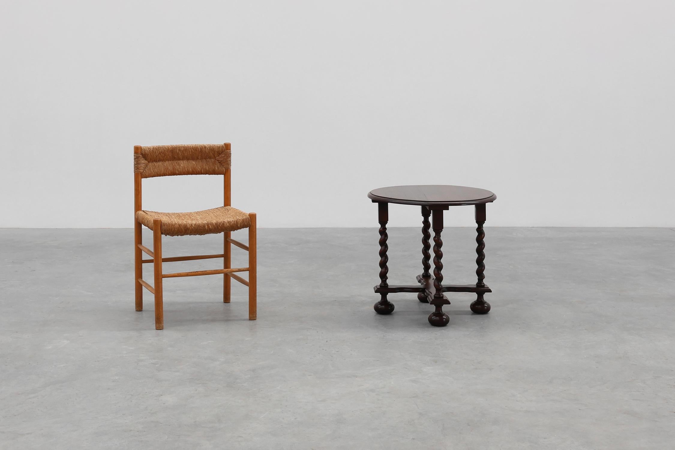 Rustic round barley twist oak side table, France 1950s For Sale 3