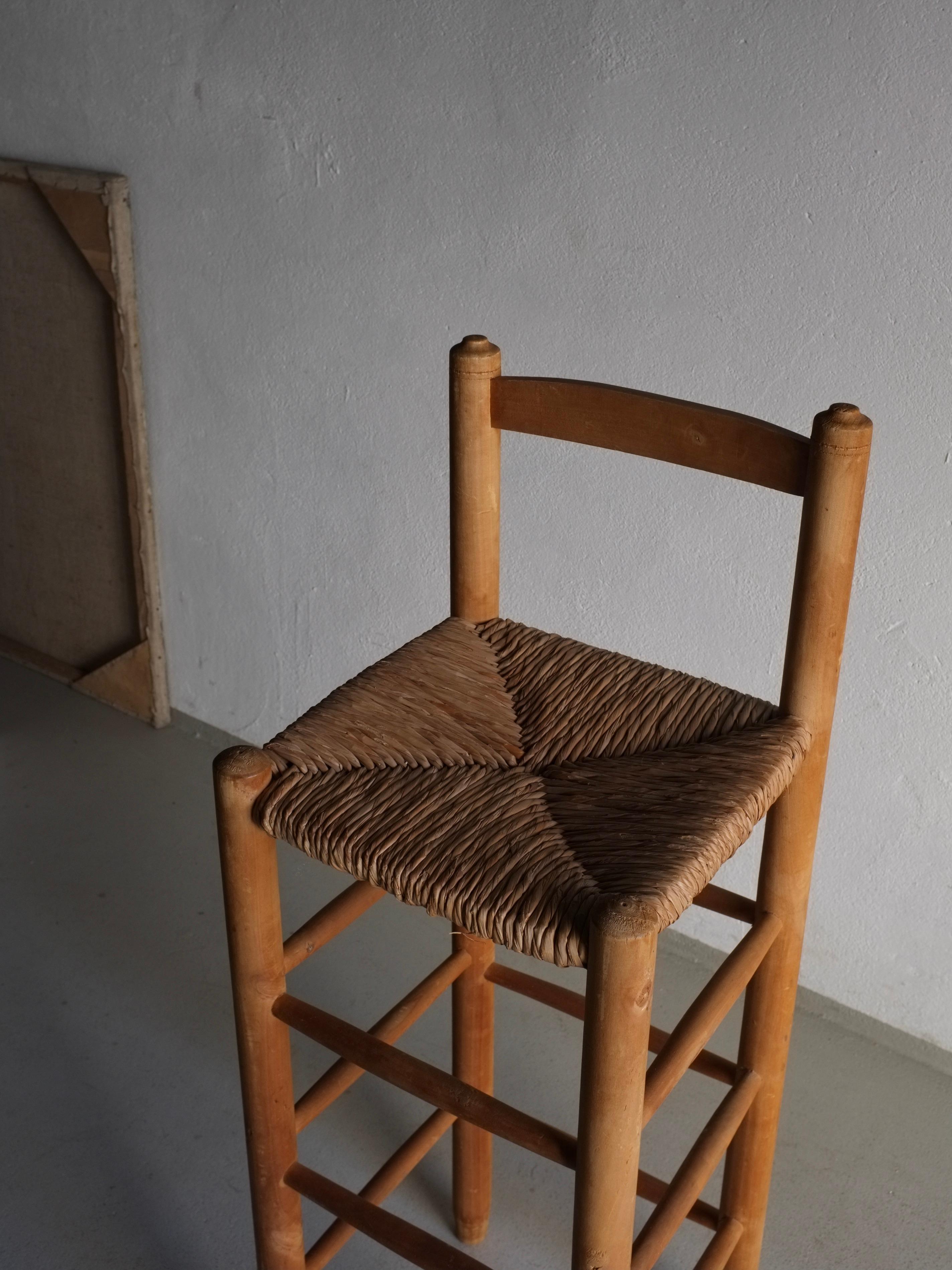 Rustic Rush Seat Bar Stool, France 1960S For Sale 2