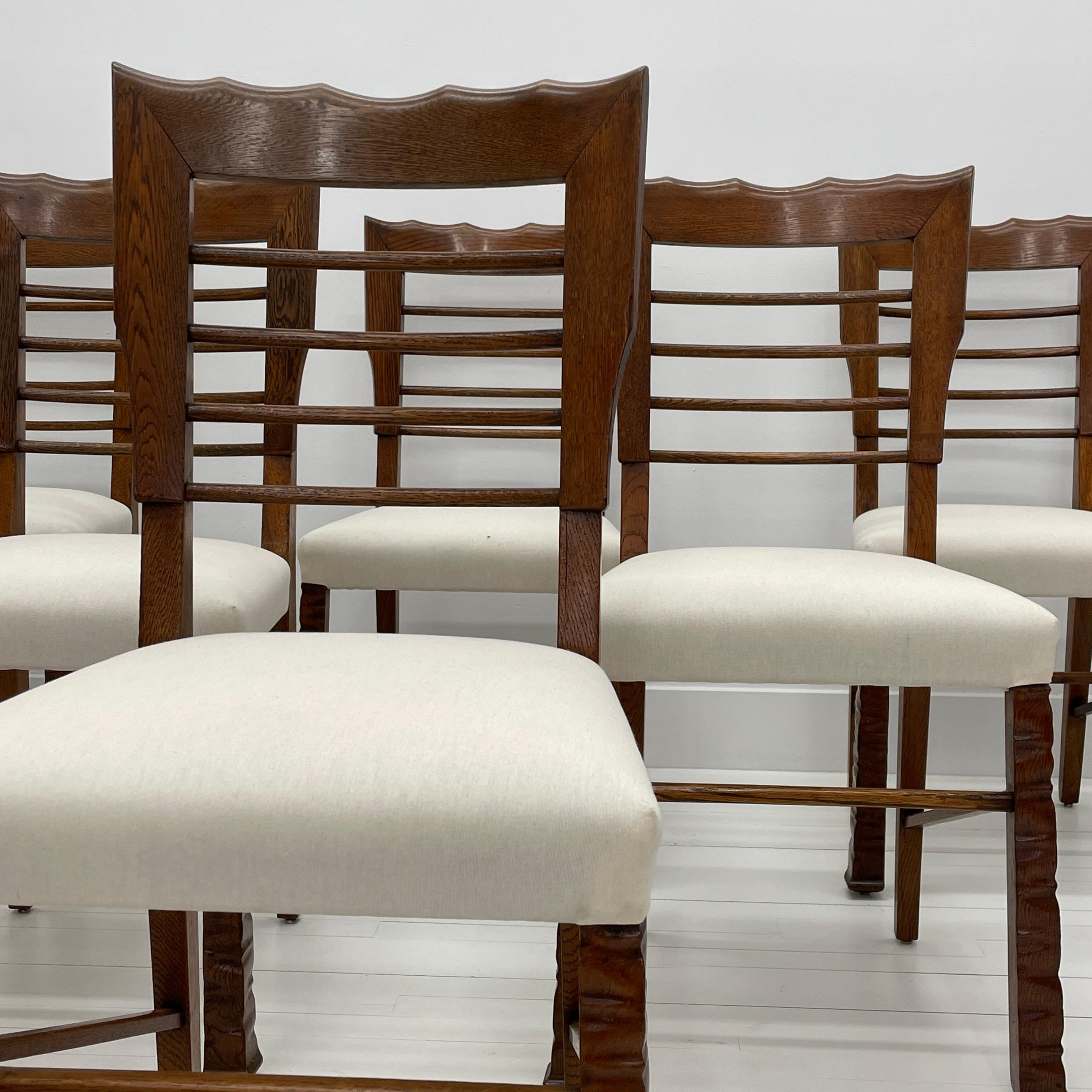 European Rustic Scalloped Edge Dining Chairs, Set of 10, Italy, 1940's For Sale