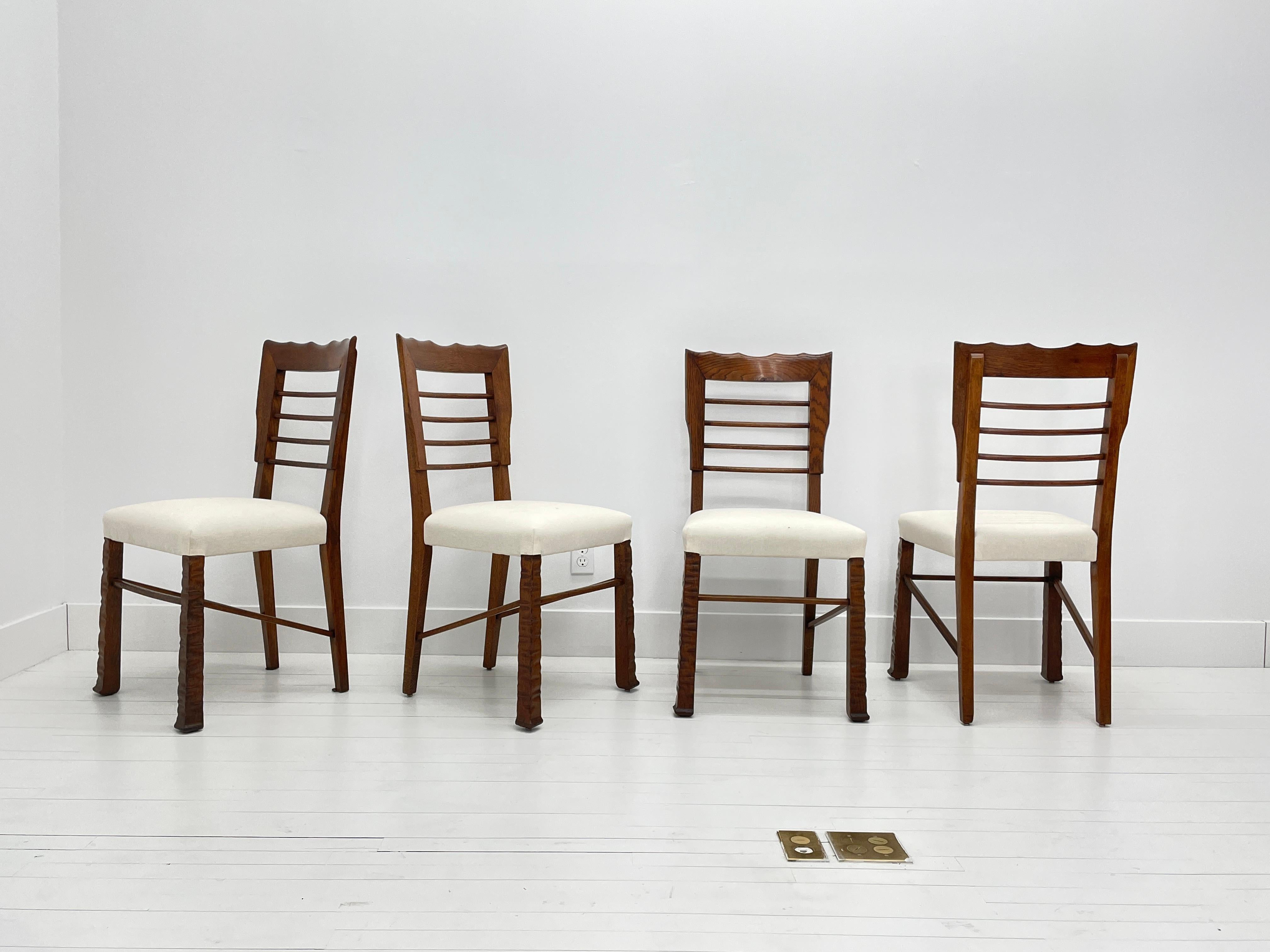 Hand-Carved Rustic Scalloped Edge Dining Chairs, Set of 10, Italy, 1940's For Sale