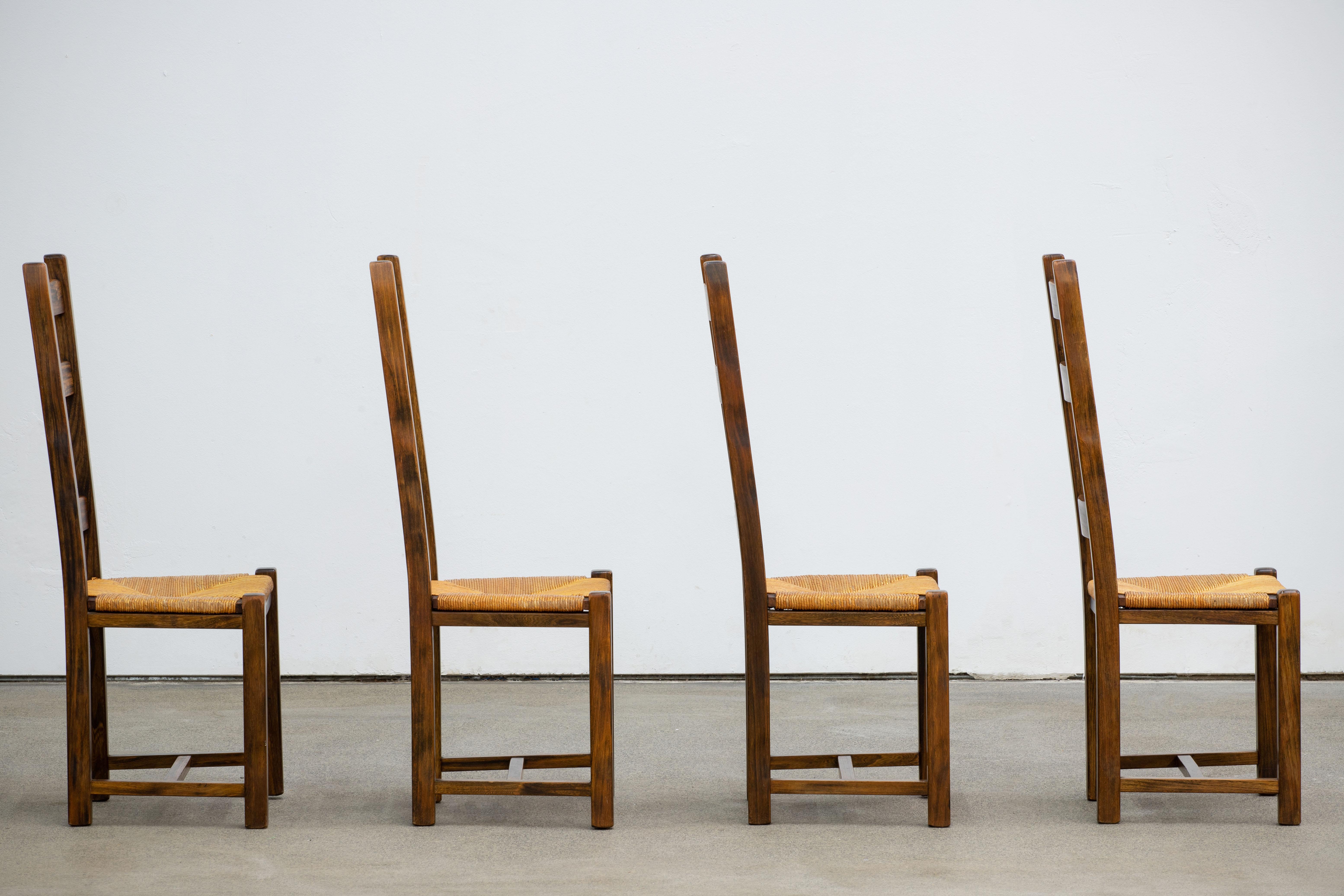 Rustic Set of 4 Chairs, Solid Elm, by Olavi Hanninen For Sale 2