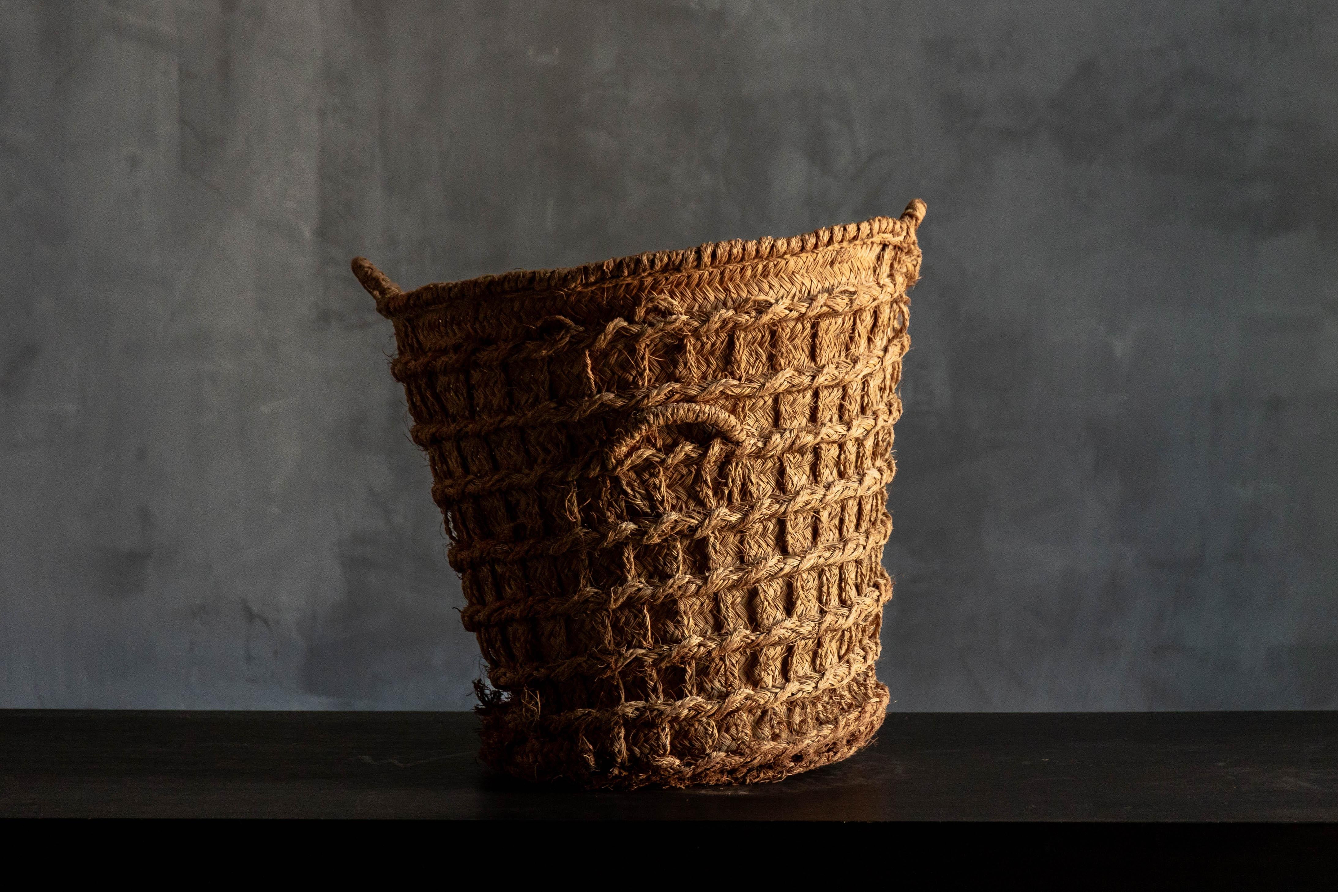 Rustic Set of Handwoven Baskets, France, 19th Century For Sale 9