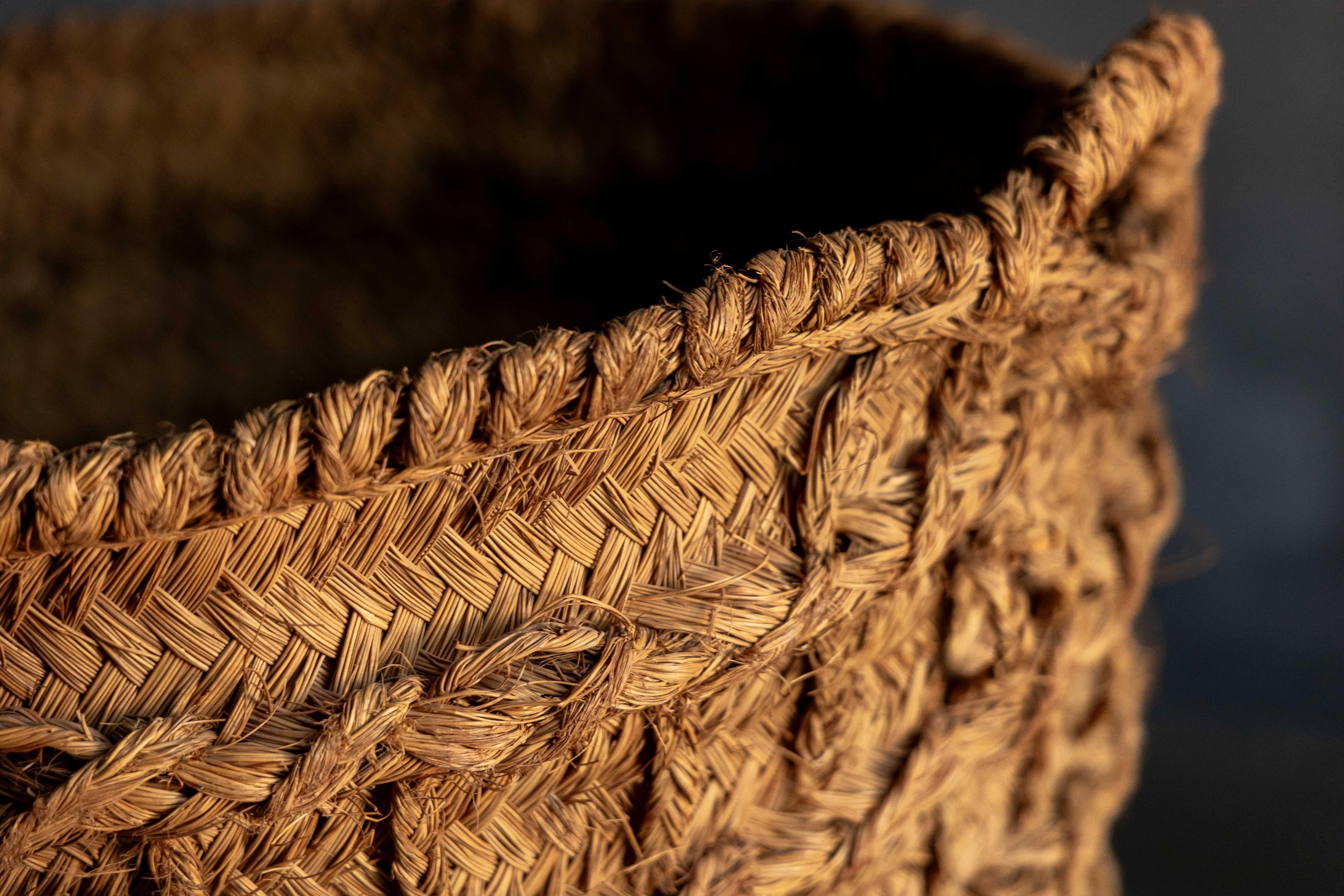 Rustic Set of Handwoven Baskets, France, 19th Century For Sale 12