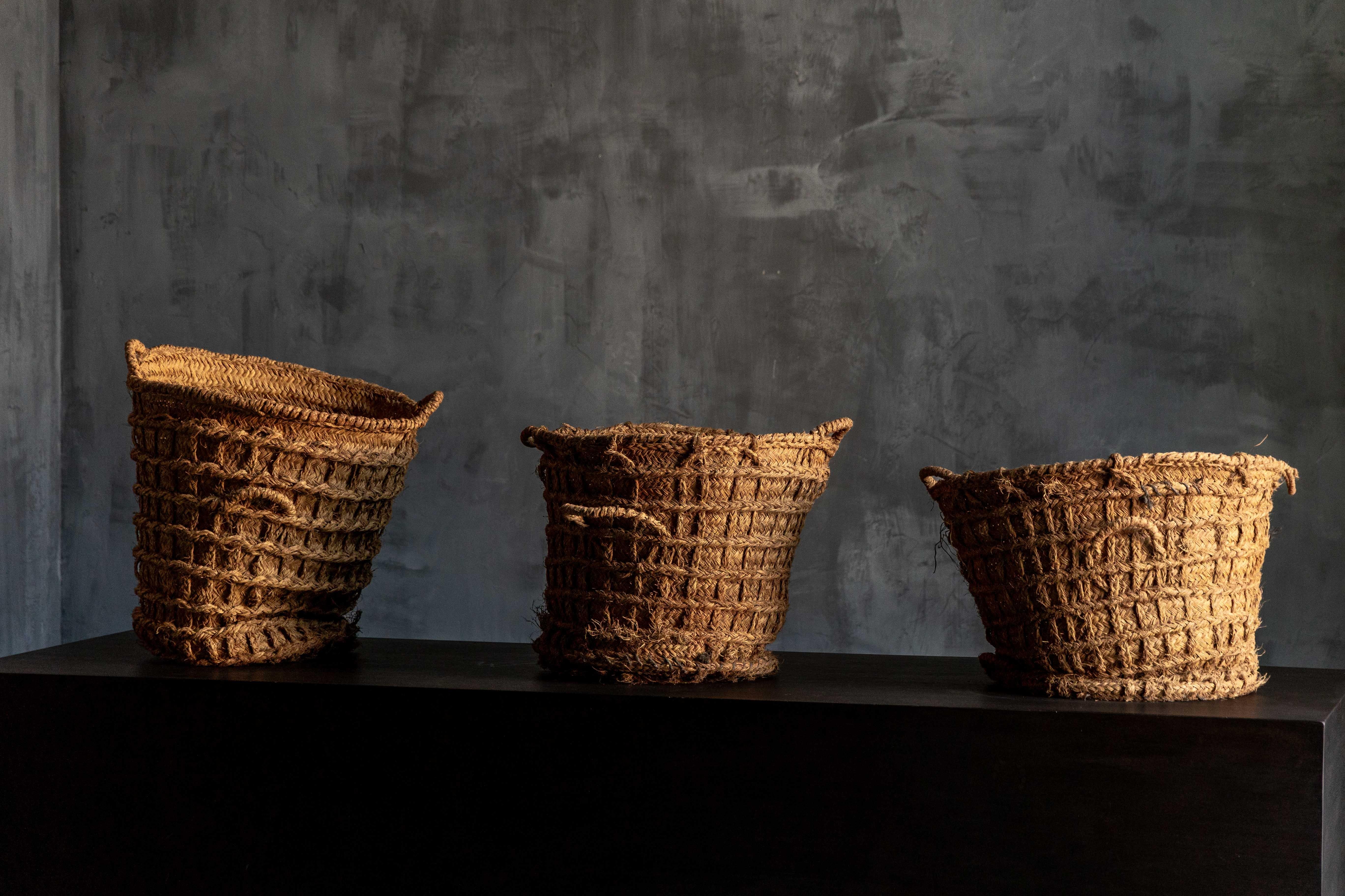 Rustic Set of Handwoven Baskets, France, 19th Century For Sale 3