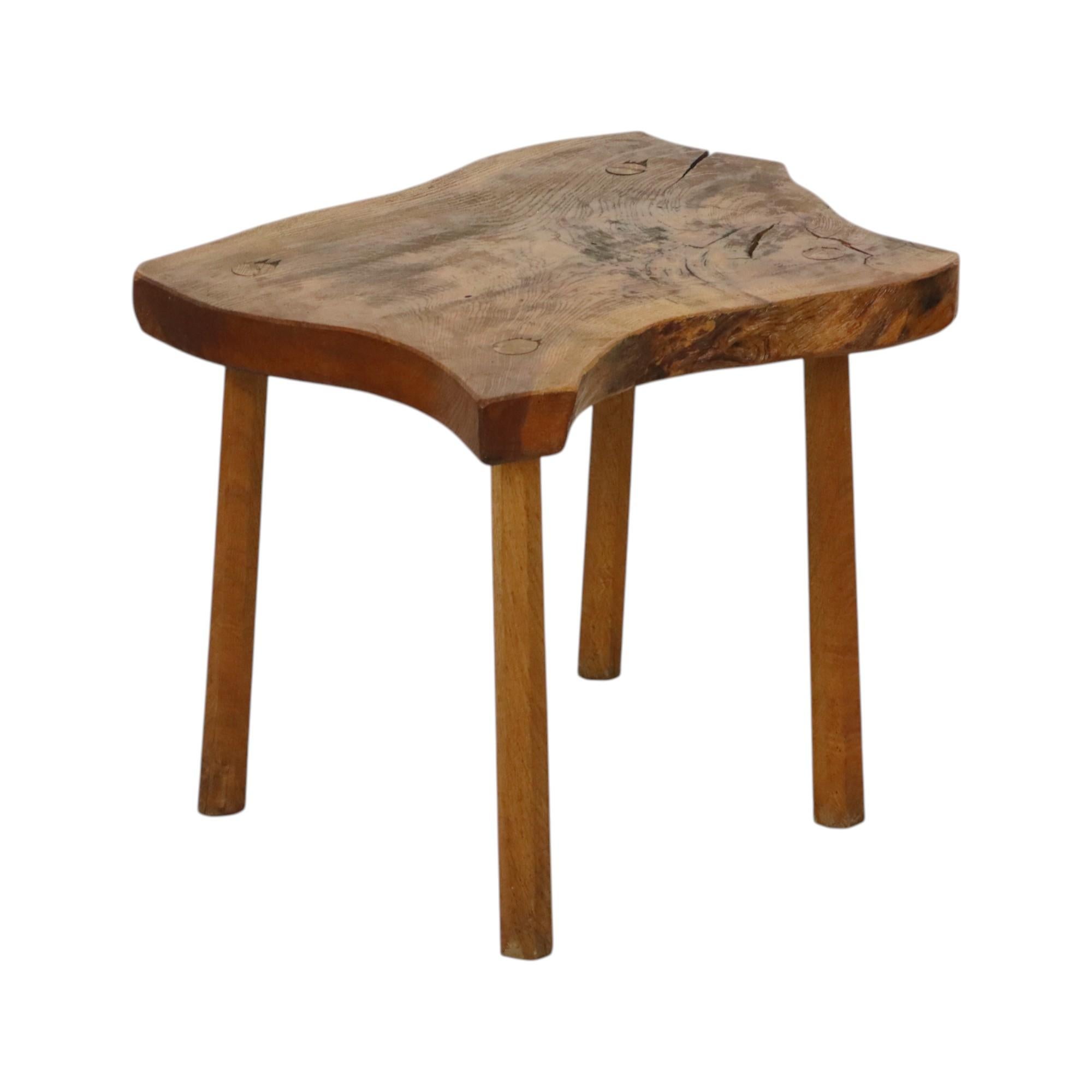 Brutalisme Table d'appoint rustique Root Wood Tree Trunk Brutalist 54cm en vente