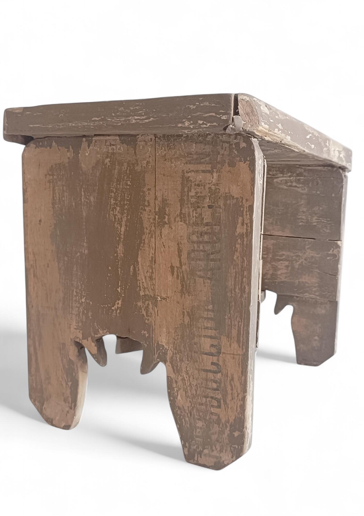 Rustic Soft Colors Weathered Wood Farm Stool/ Accent Table, Spain,  Early 20th-C For Sale 13