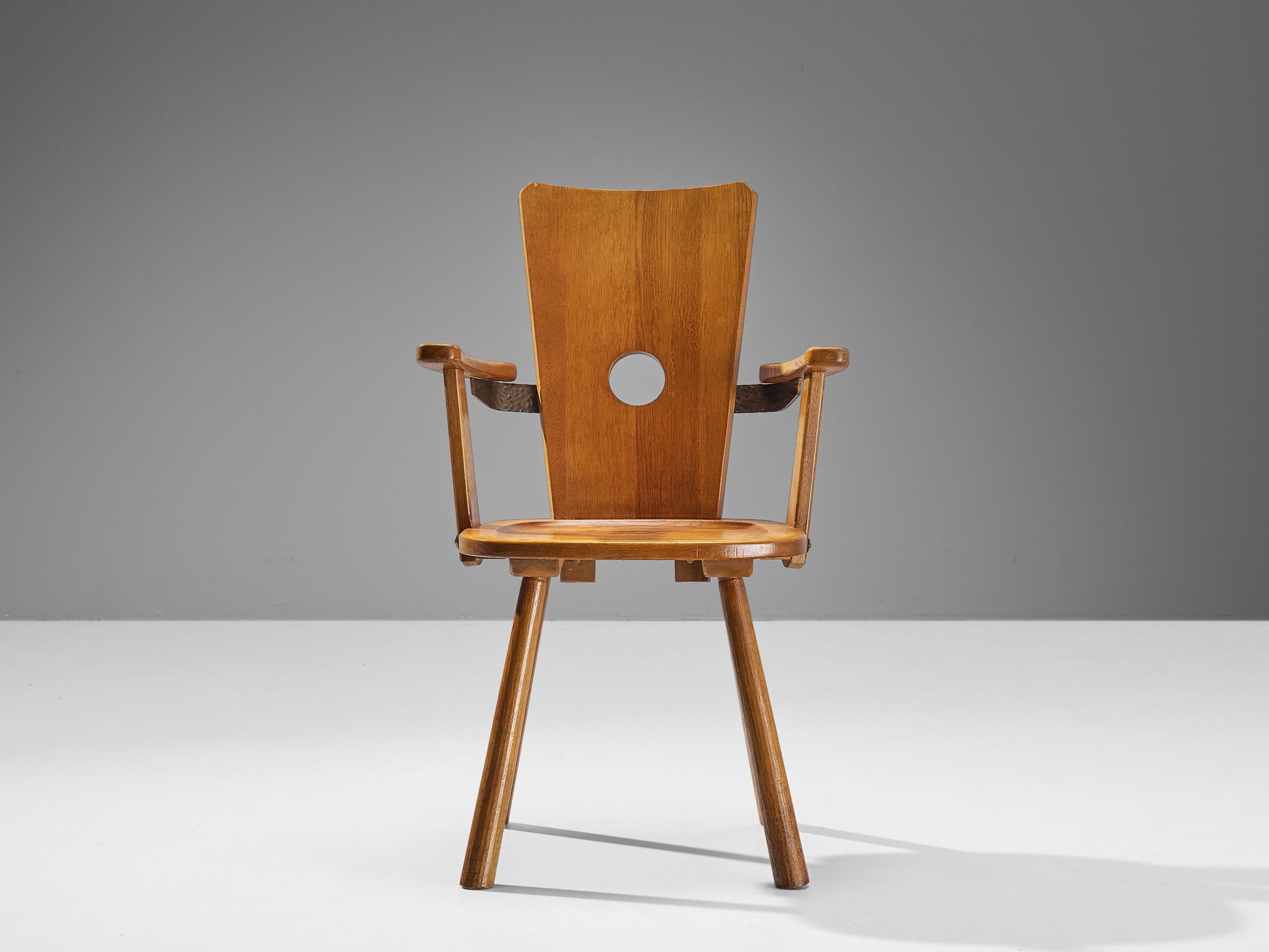 Rustic Solid Oak Armchair In Good Condition In Waalwijk, NL
