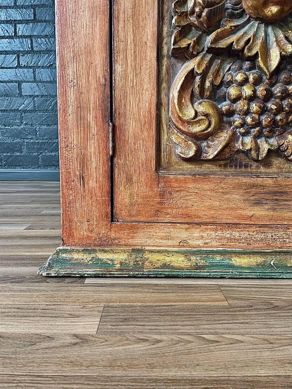 Rustic Spanish Colonial Hacienda Cabinet w/ Hand-Carved Faces in vendita 3