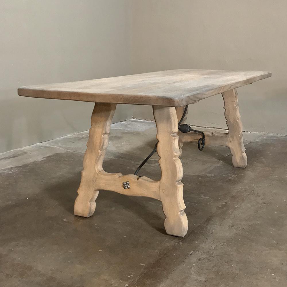 Rustic Spanish Stripped Oak Dining Table In Good Condition In Dallas, TX