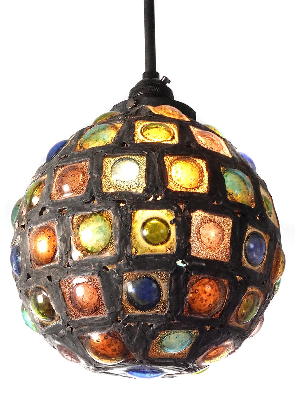 Rustic Stained Glass Globe - Hand Made Glass In Good Condition For Sale In Peekskill, NY