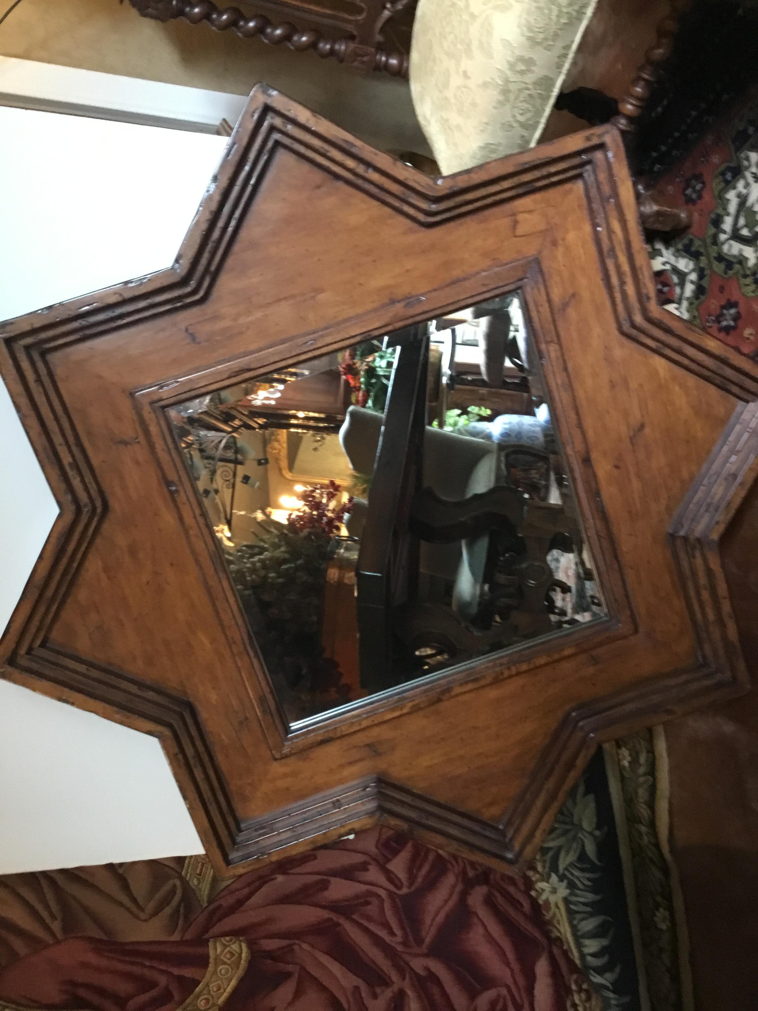 Cadre rustique en forme d'étoile avec miroir biseauté de forme carrée Excellent état - En vente à Houston, TX