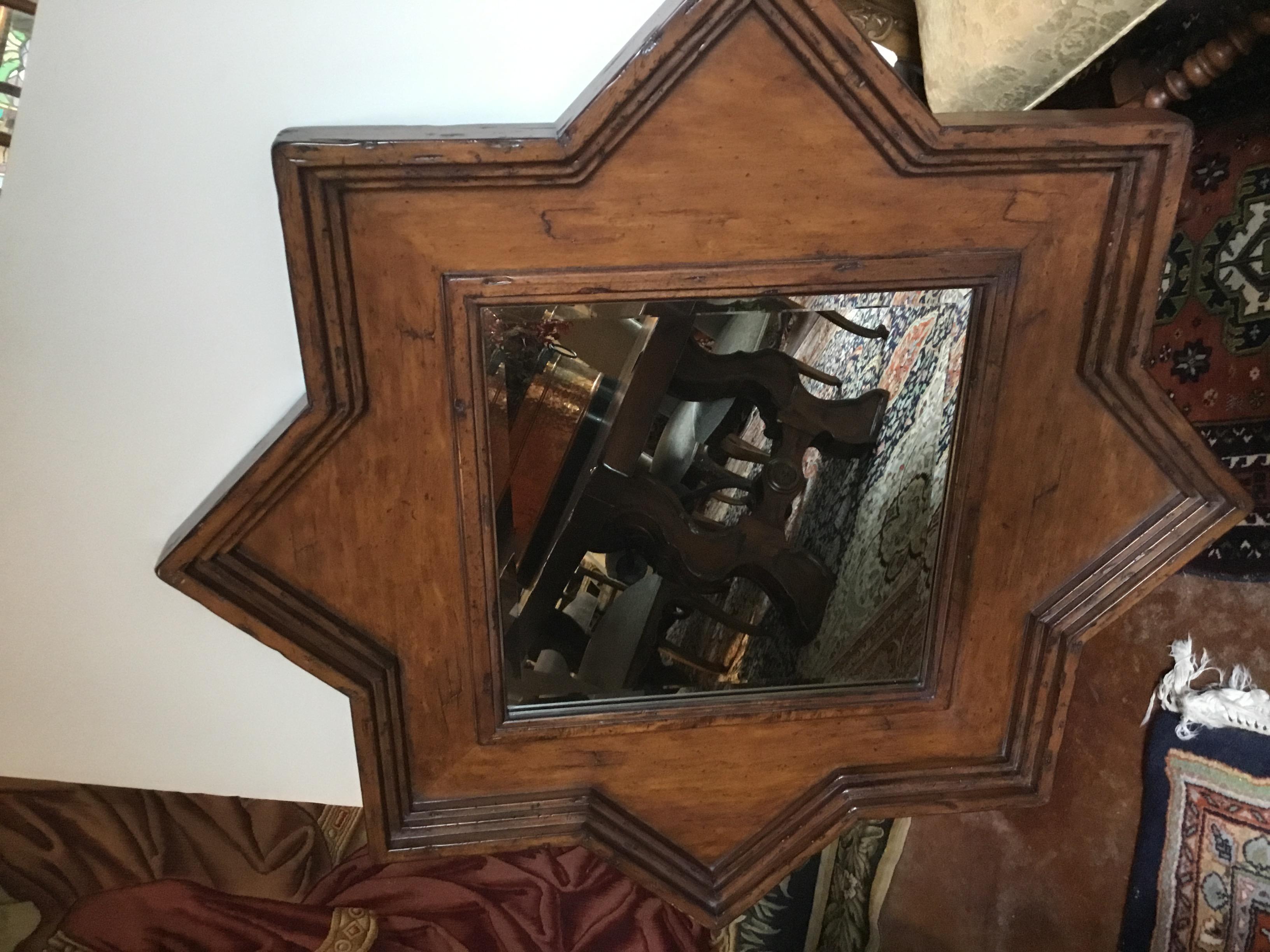 Chêne Cadre rustique en forme d'étoile avec miroir biseauté de forme carrée en vente